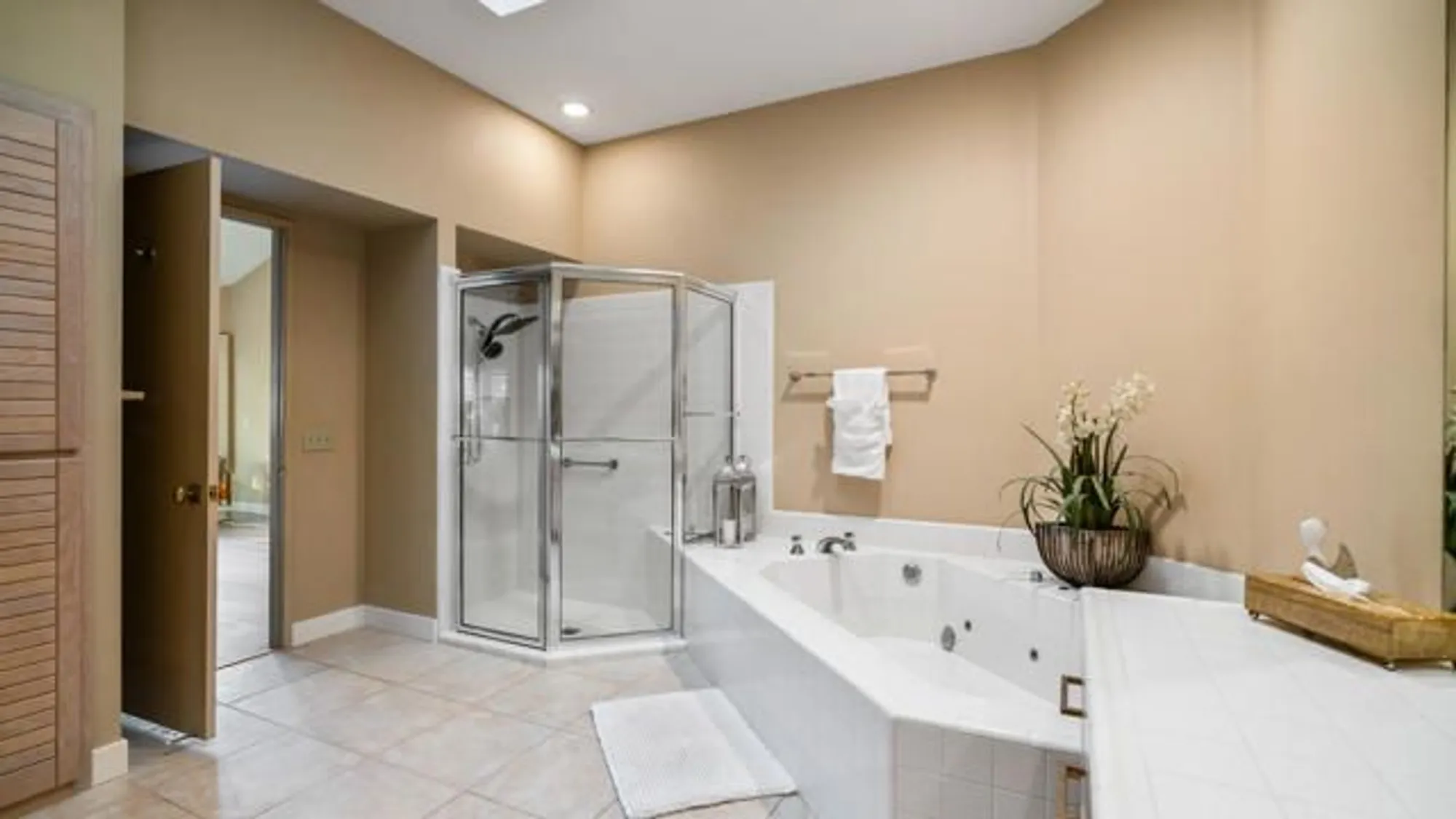 Property Slideshow image 43 of 81 | 80719 cherry hills dr, La Quinta, CA, 92253