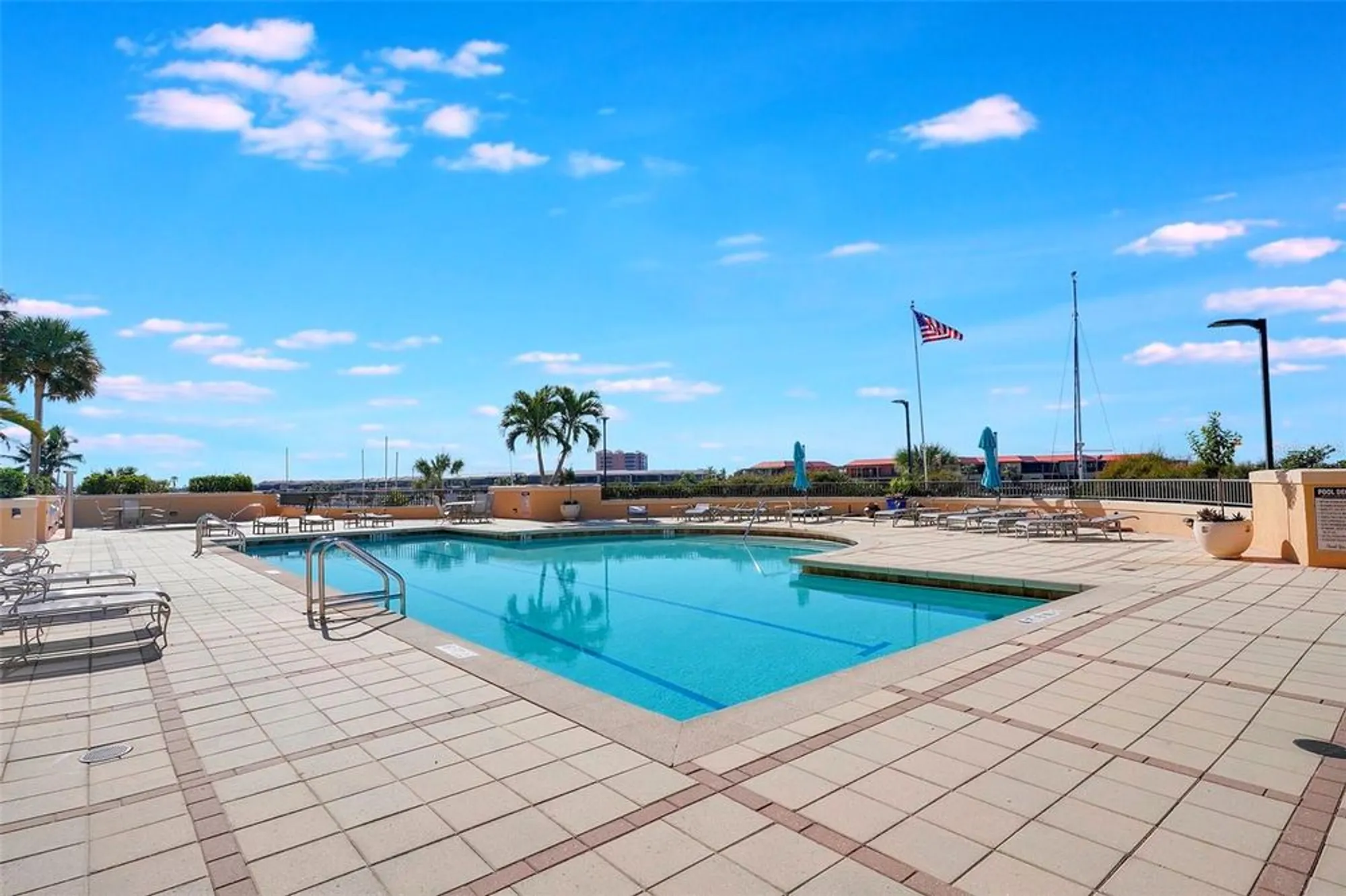 Property Slideshow image 61 of 71 | 3321 sunset key cir 204, Punta Gorda, FL, 33955