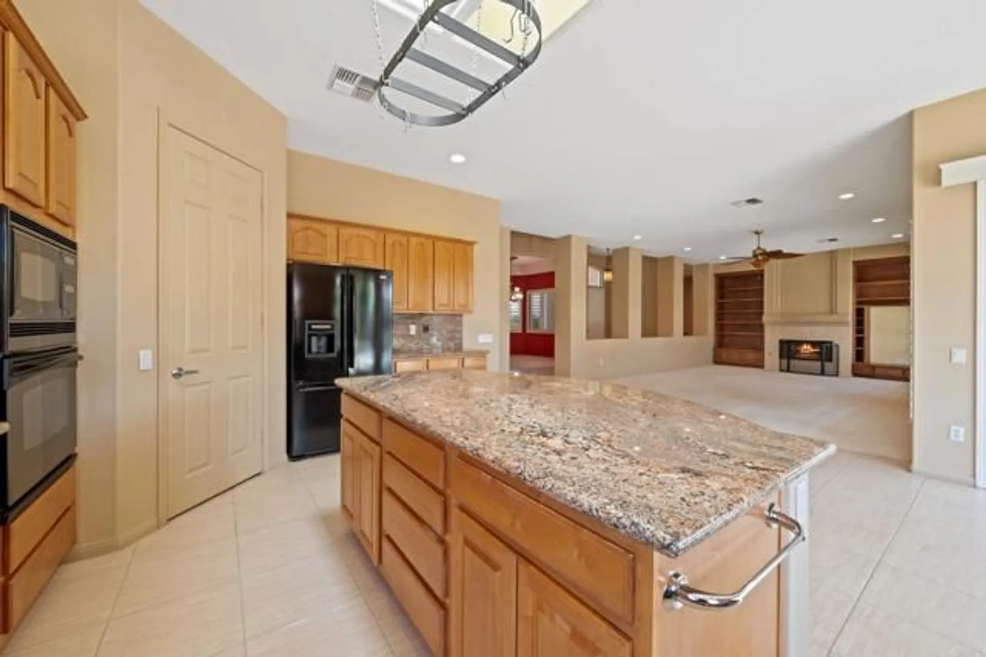 Property Slideshow image 22 of 45 | 36411 tallowood dr, Palm Desert, CA, 92211