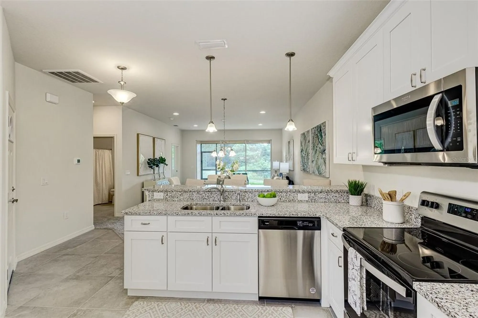 Property Slideshow image 12 of 46 | 1703 linz ct, Winter Haven, FL, 33884