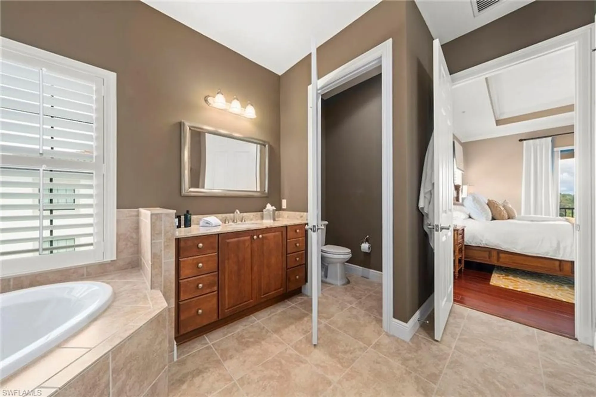 Property Slideshow image 26 of 49 | 24451 terzetto ln 403, Bonita Springs, FL, 34134