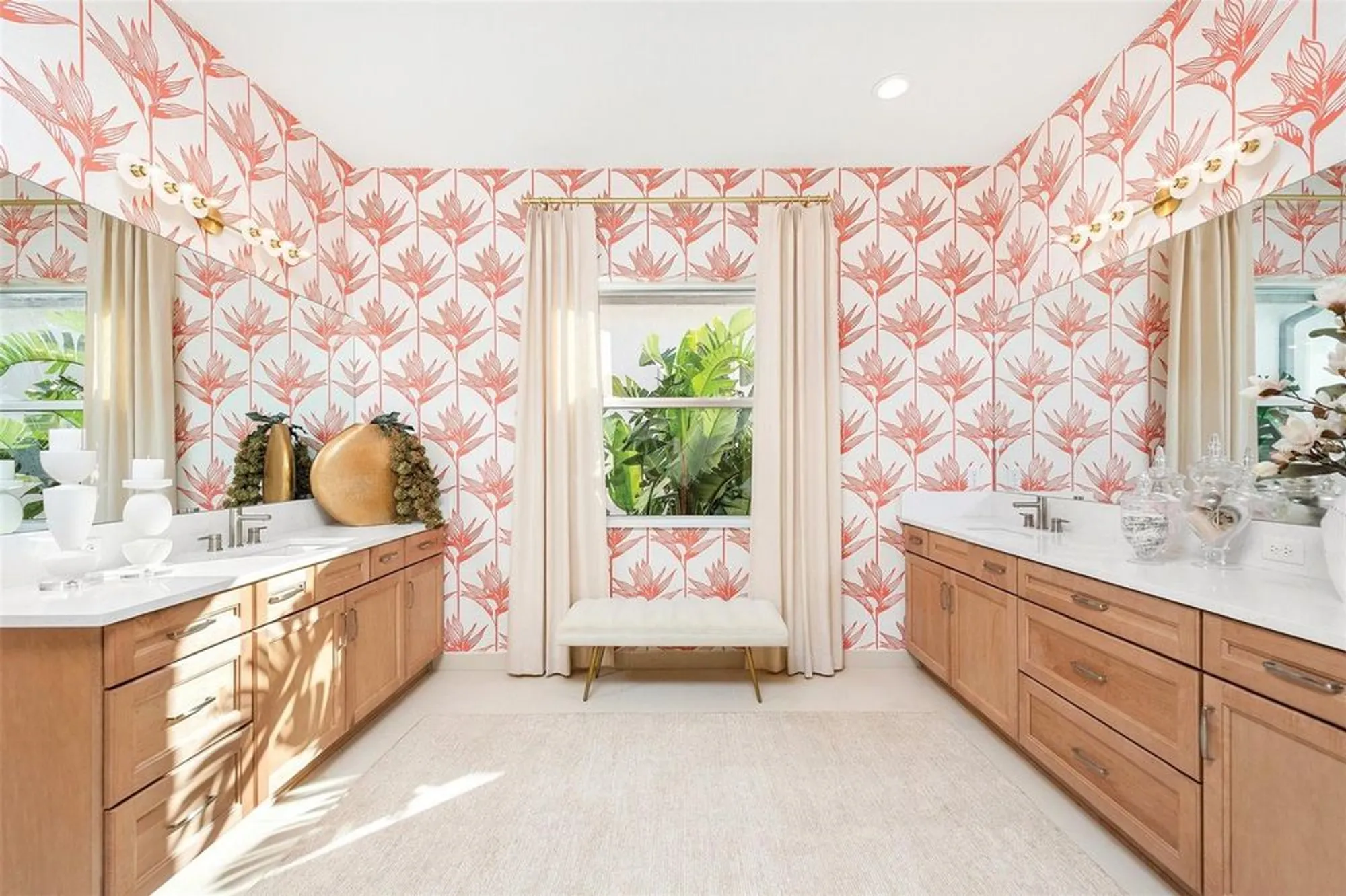 Property Slideshow image 8 of 47 | 32249 tribeca ave, Wesley Chapel, FL, 33543