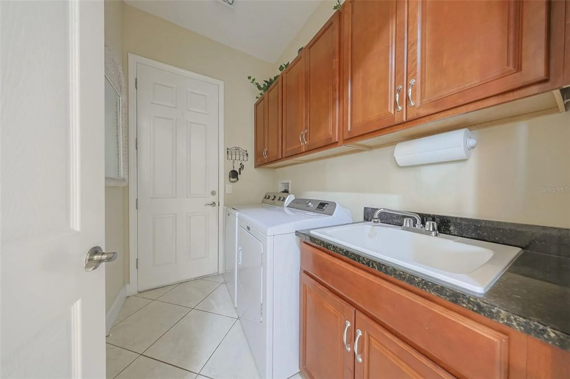 Property Slideshow image 11 of 42 | 321 siena vista pl, Sun City Center, FL, 33573
