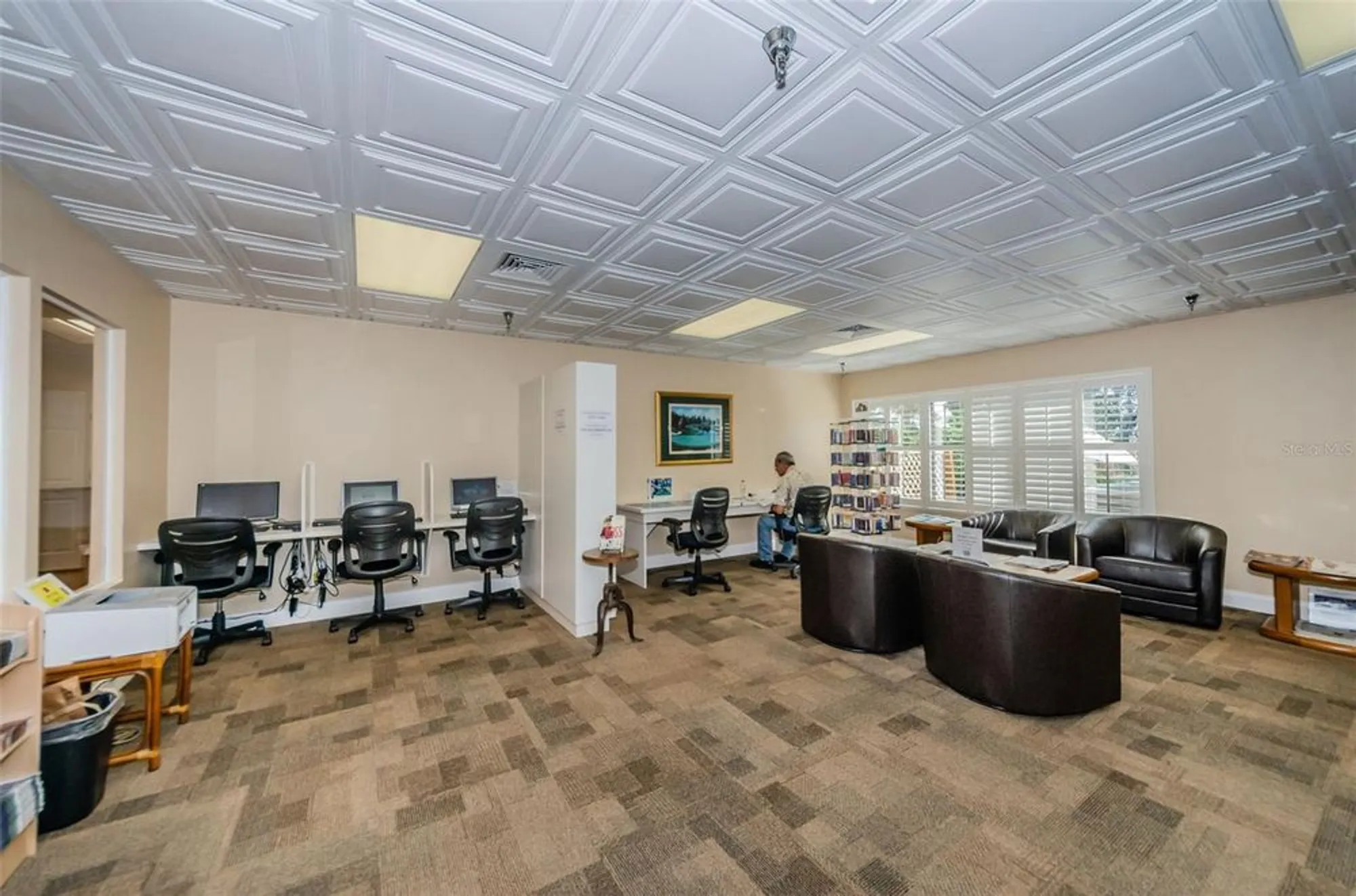 Property Slideshow image 43 of 58 | 1199 woodfield ct, Palm Harbor, FL, 34684