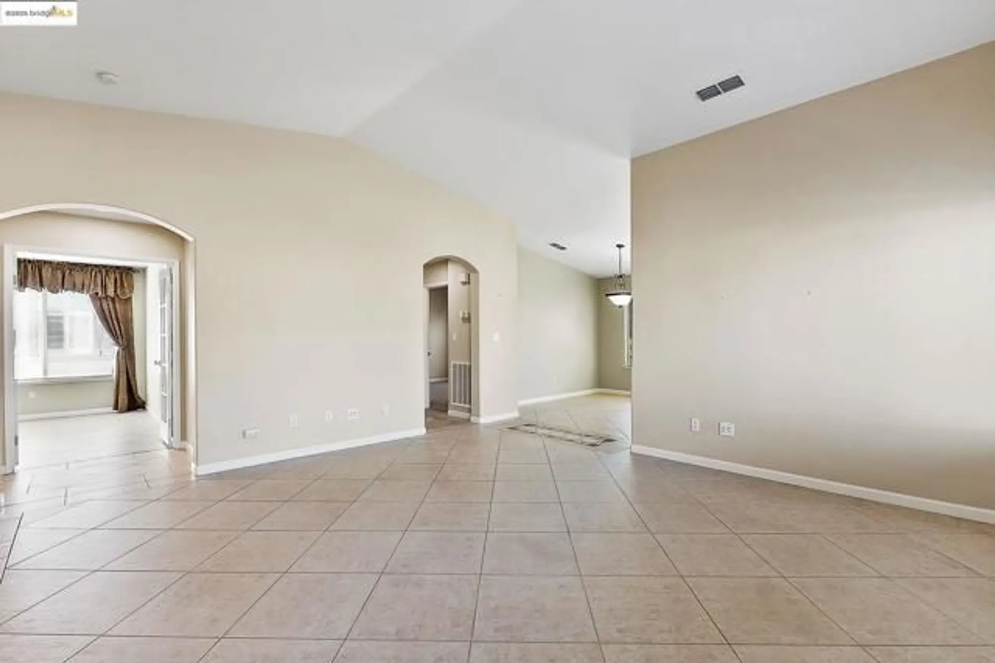 Property Slideshow image 18 of 31 | 617 twin lakes ln, Rio Vista, CA, 94571