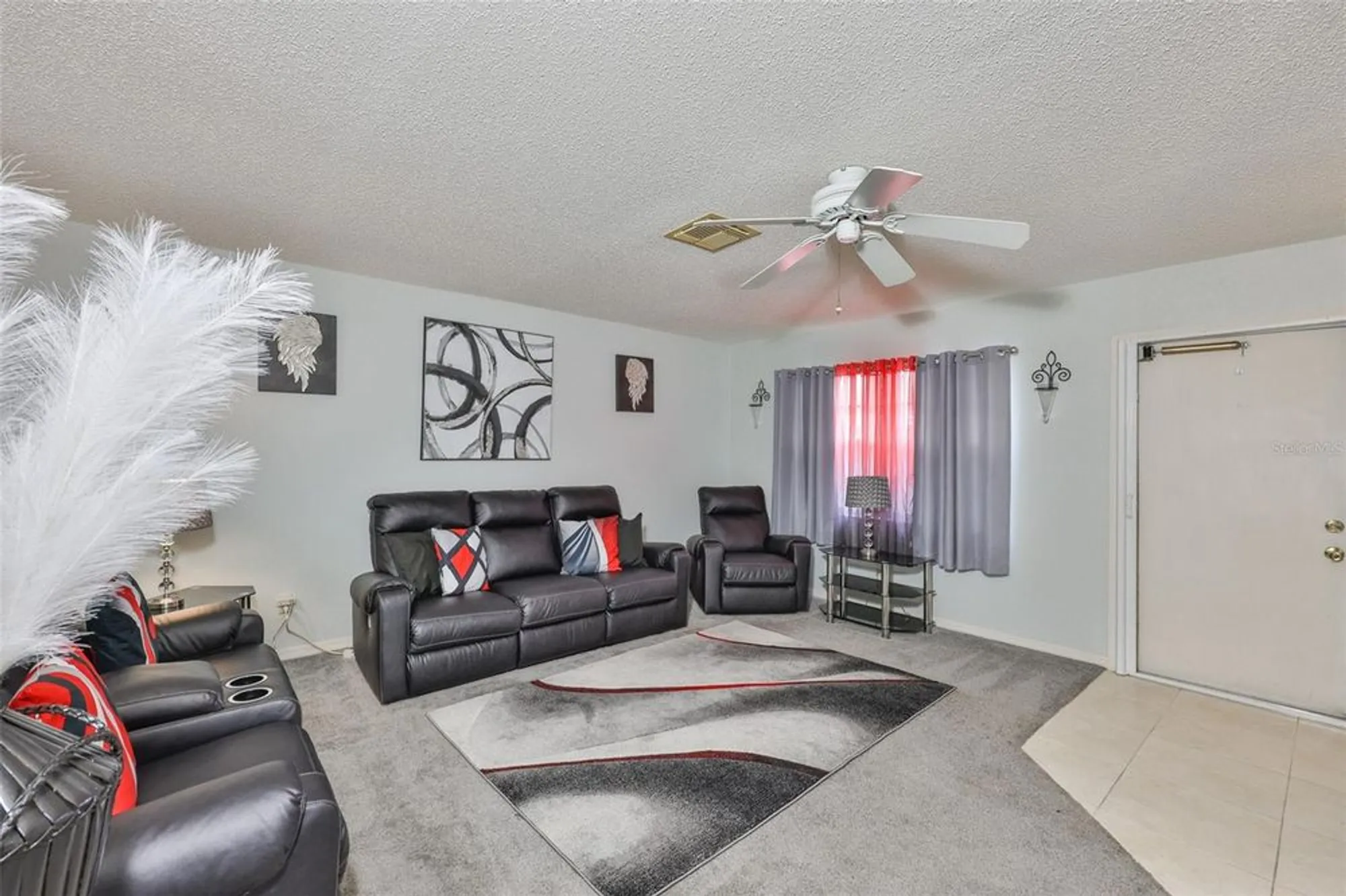 Property Slideshow image 6 of 55 | 401 feltham trl a, Sun City Center, FL, 33573