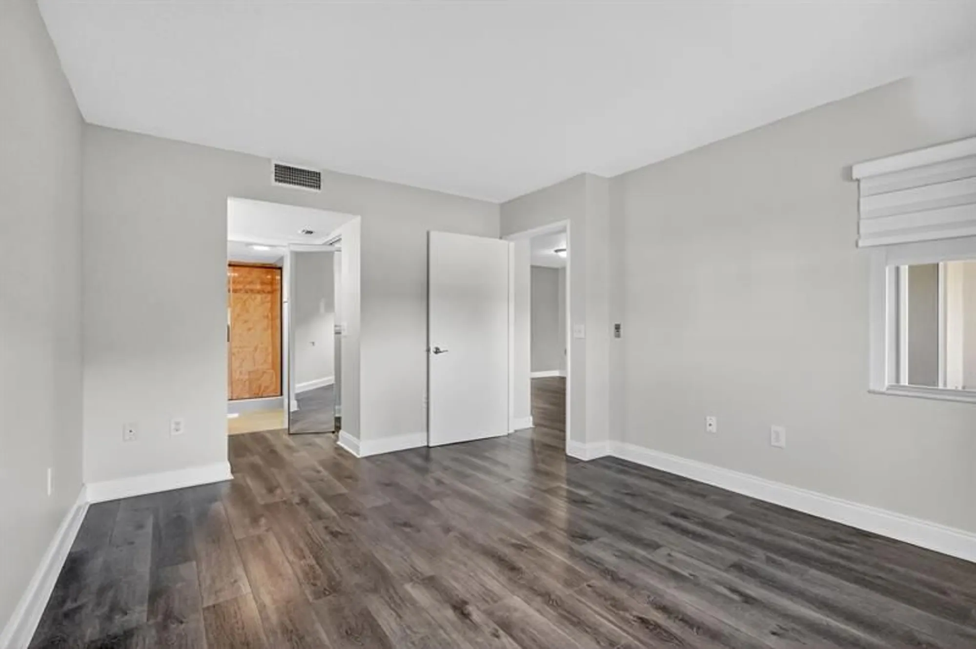 Property Slideshow image 27 of 39 | 1600 sw 127th way, Pembroke Pines, FL, 33027