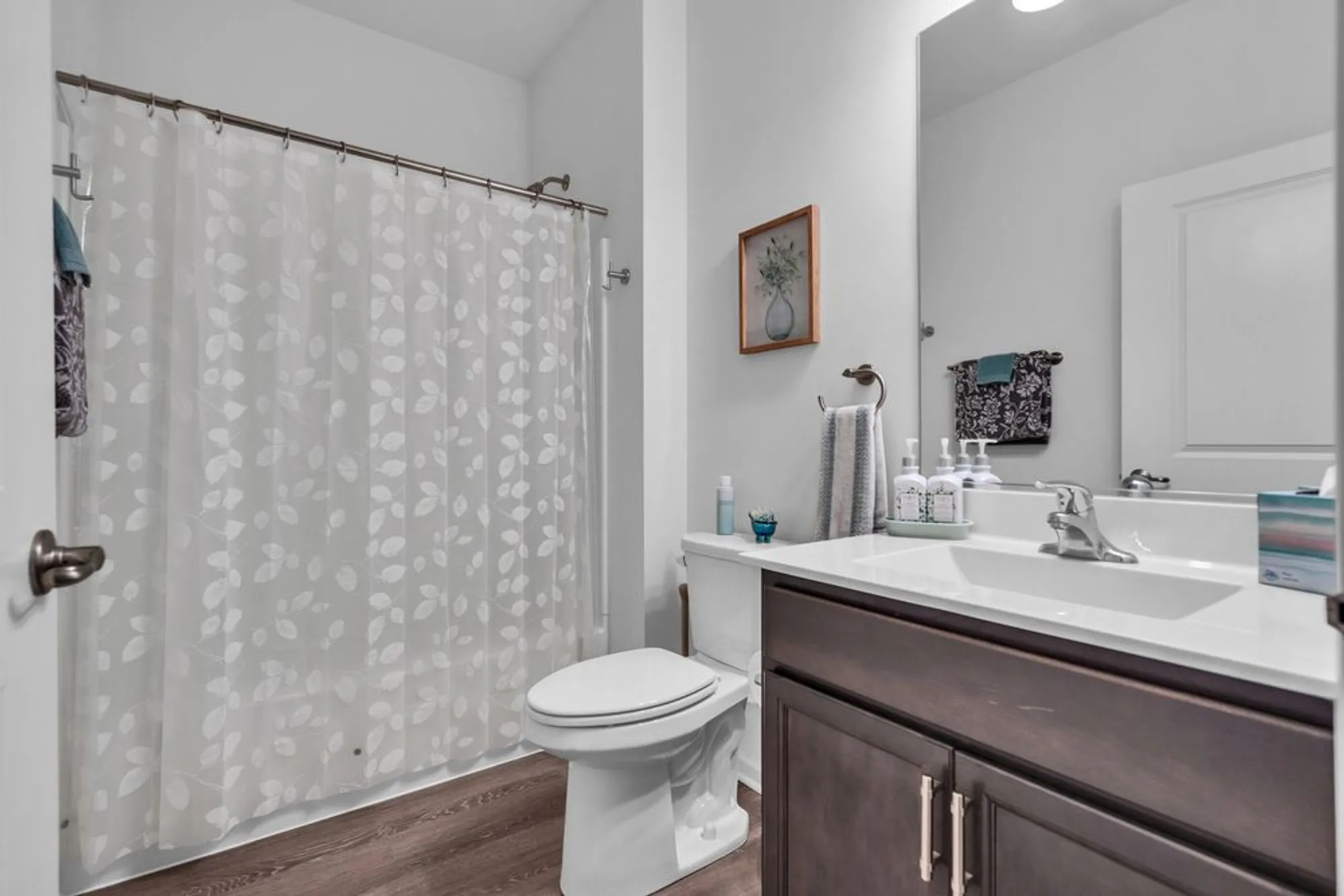 Property Slideshow image 22 of 29 | 1655 windsor rd, Pingree Grove, IL, 60140