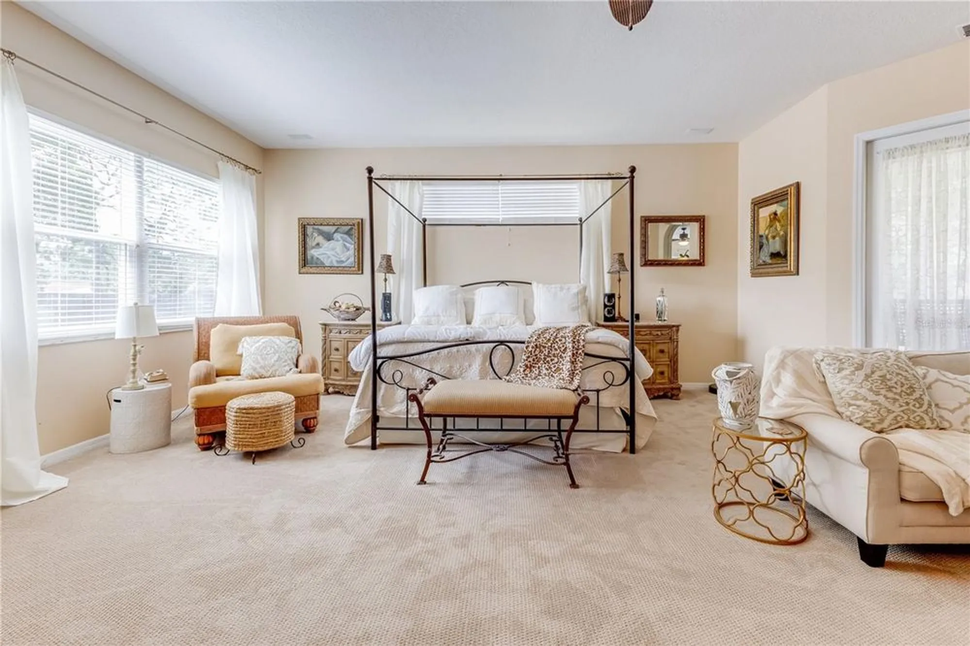 Property Slideshow image 17 of 72 | 5295 legend hills ln, Brooksville, FL, 34609