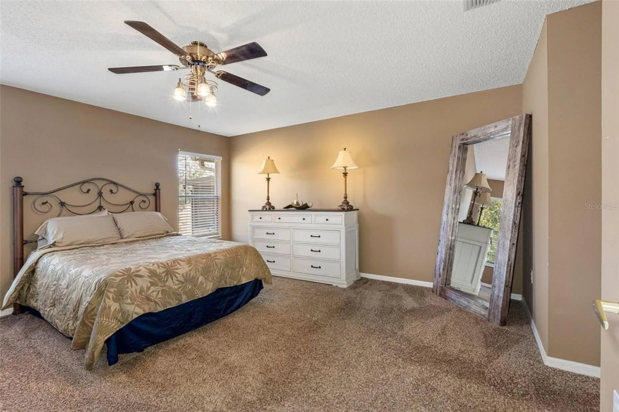 Property Slideshow image 22 of 51 | 18534 bent pine dr, Hudson, FL, 34667