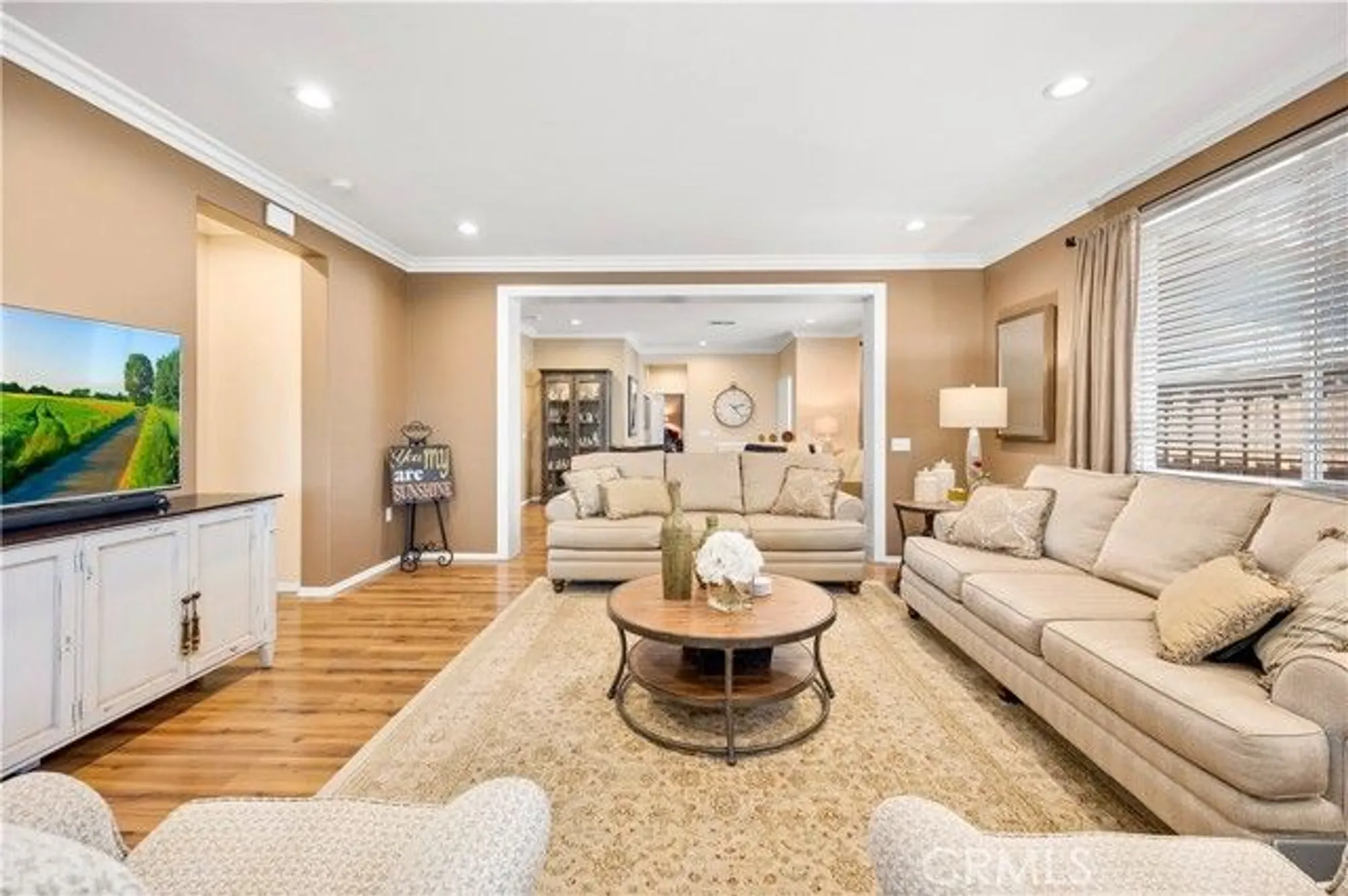 Property Slideshow image 16 of 59 | 126 mayfair ln, Hemet, CA, 92545