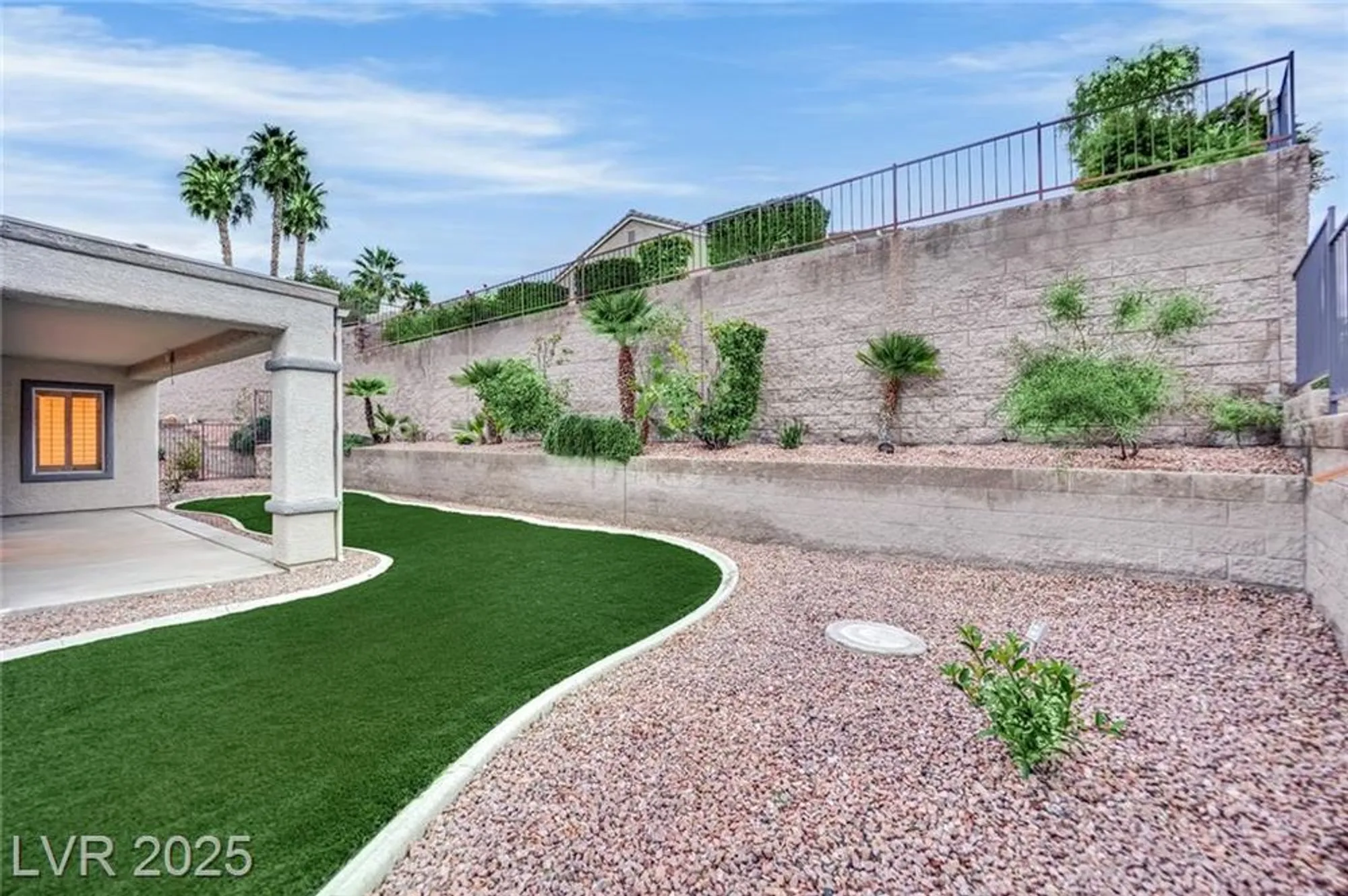 Property Slideshow image 21 of 37 | 1668 wellington springs ave, Henderson, NV, 89052