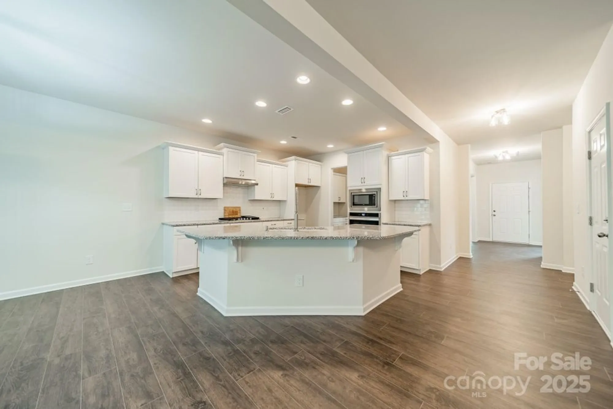 Property Slideshow image 23 of 48 | 6034 jepson ct, Charlotte, NC, 28214