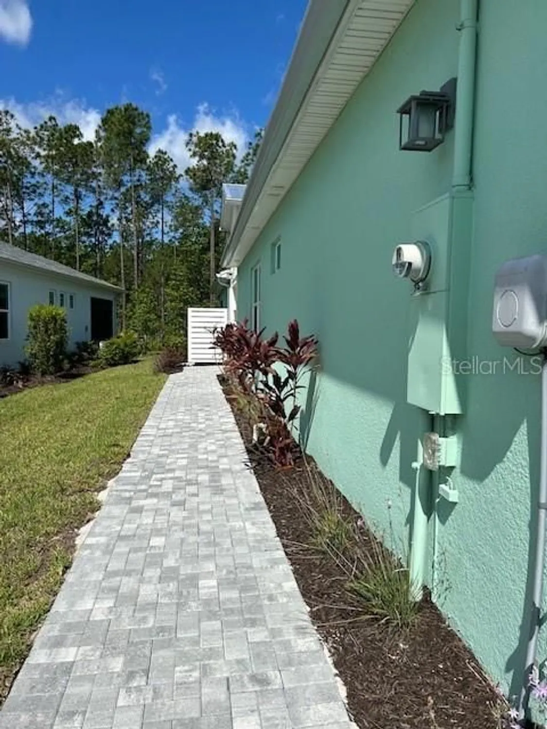 Property Slideshow image 22 of 40 | 867 bama breeze dr, Daytona Beach, FL, 32124