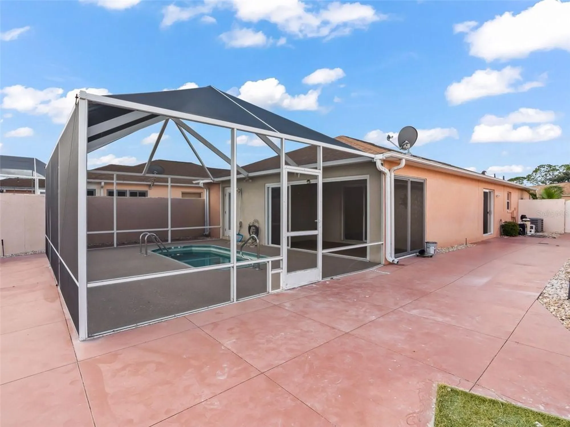 Property Slideshow image 28 of 41 | 873 oviedo rd, The Villages, FL, 32159