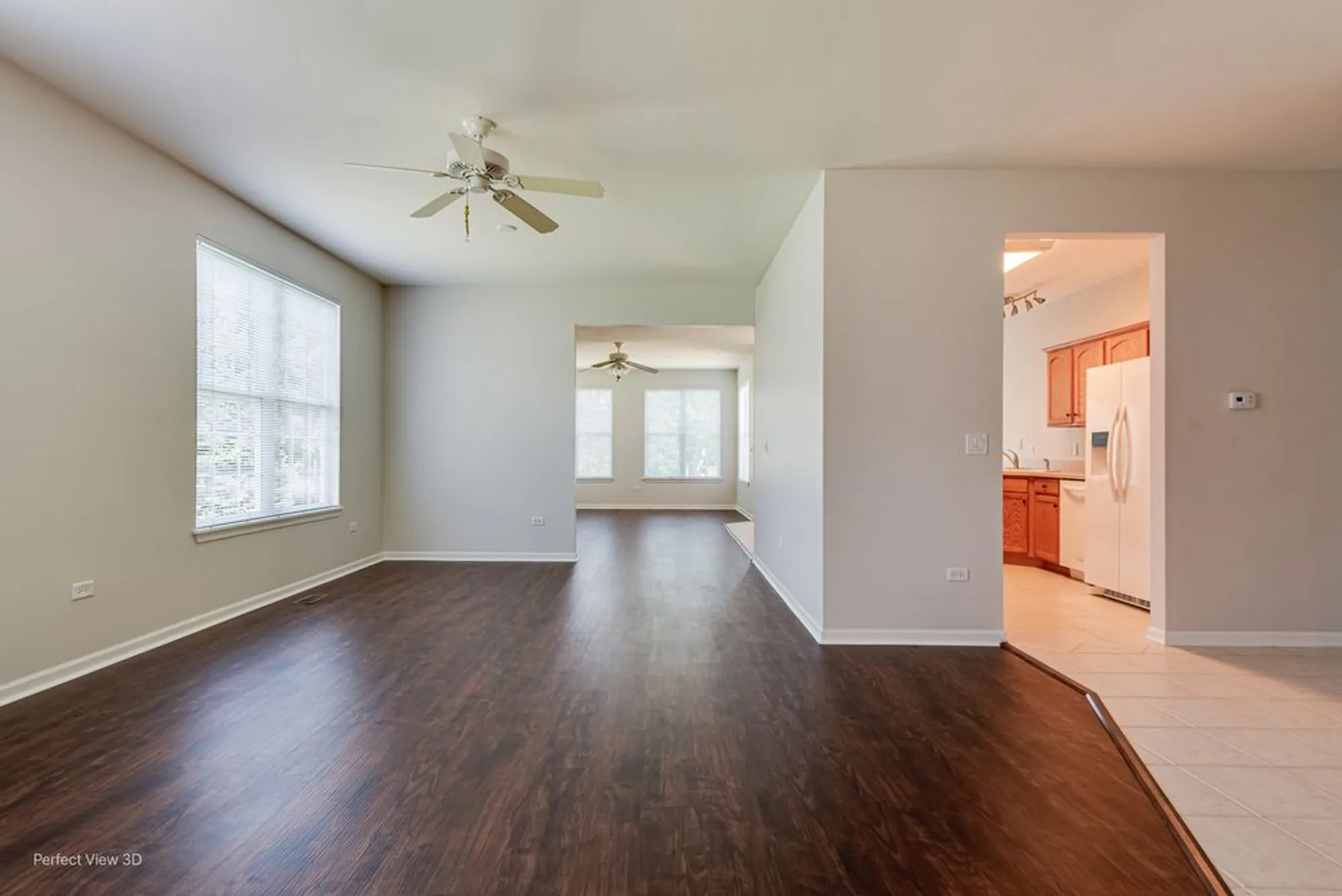 Property Slideshow image 5 of 29 | 16400 grandwood lake dr, Crest Hill, IL, 60403