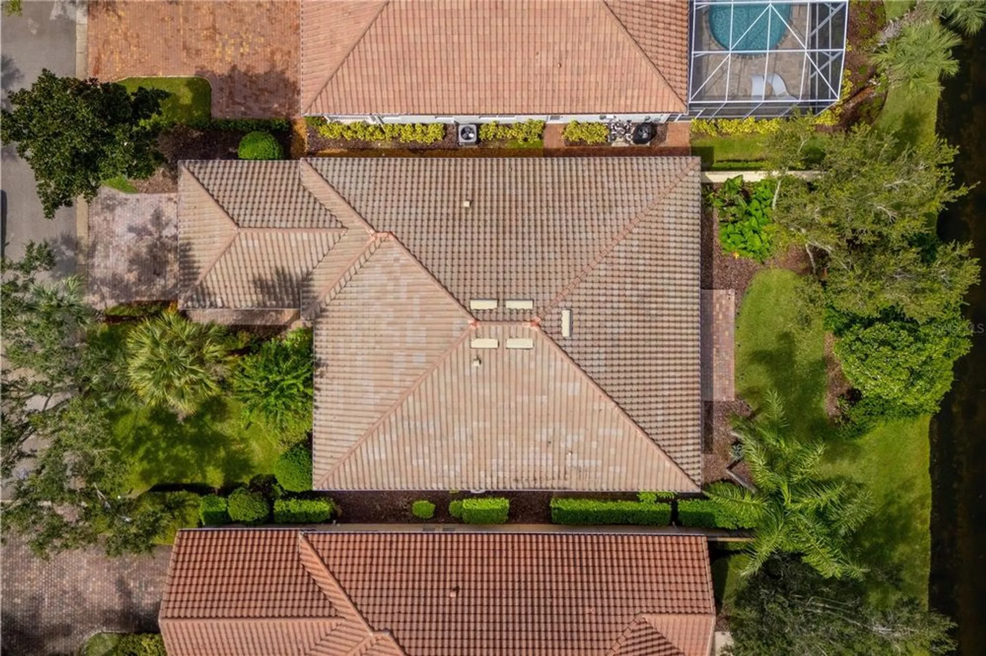 Property Slideshow image 9 of 79 | 12021 jewel fish ln, Orlando, FL, 32827