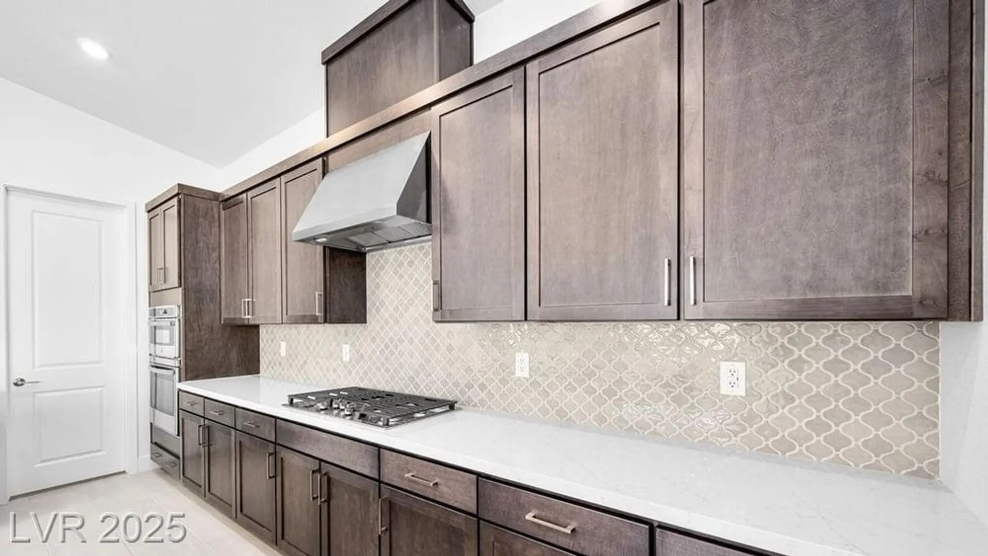 Property Slideshow image 11 of 43 | 226 piazzetta dr, Henderson, NV, 89011