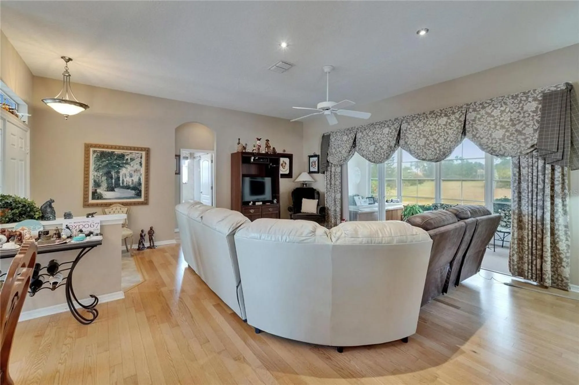 Property Slideshow image 11 of 90 | 2258 preservation green ct, Sun City Center, FL, 33573