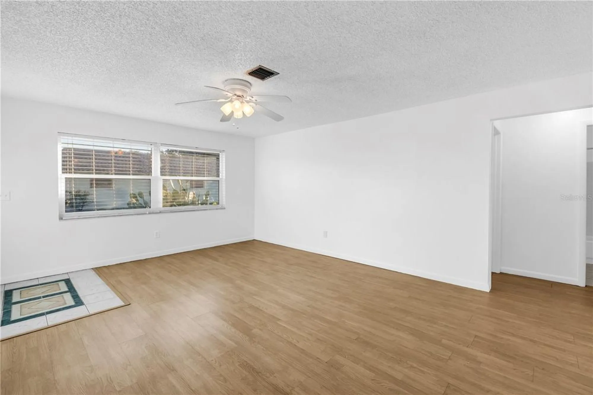 Property Slideshow image 10 of 39 | 7081 lafayette n # 7081, Pinellas Park, FL, 33781