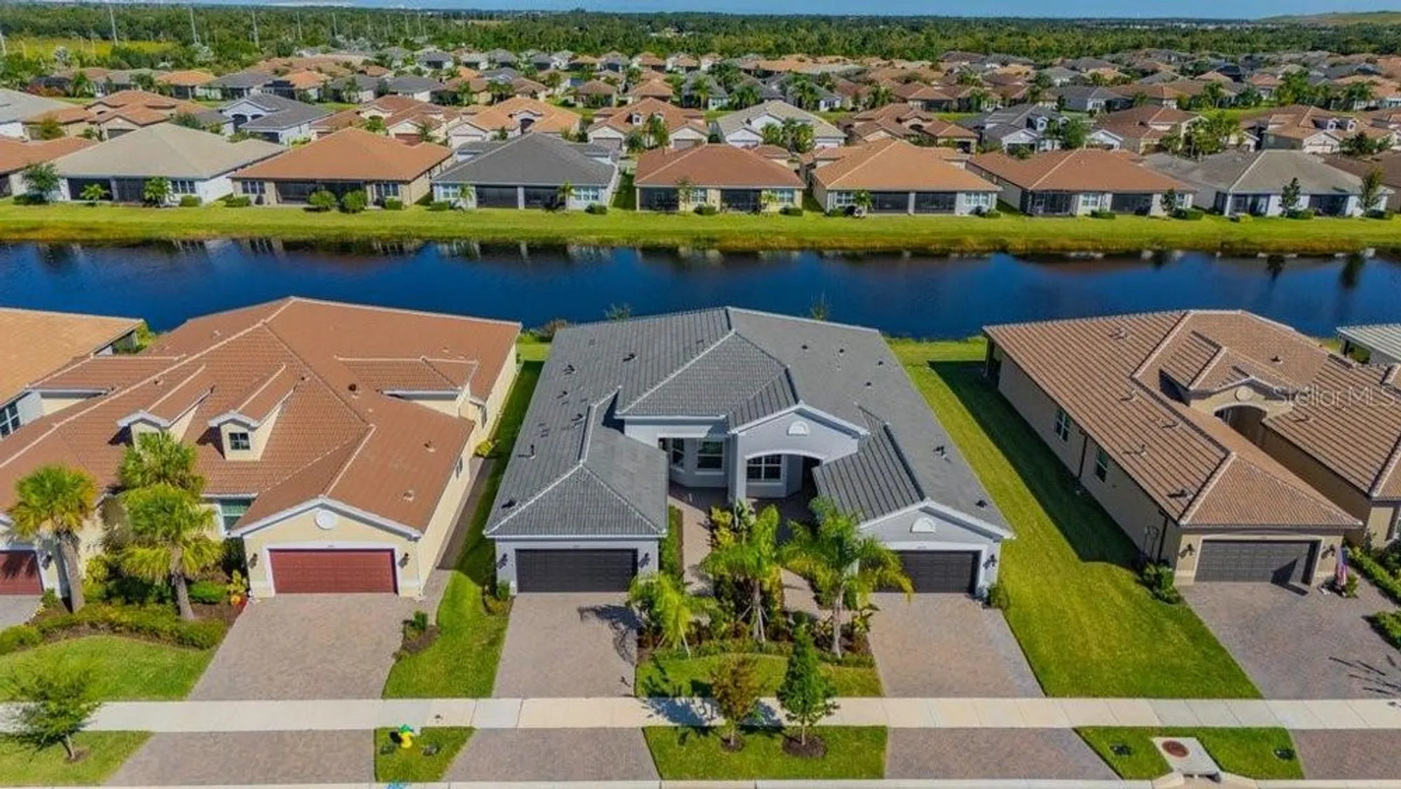 Property Slideshow image 52 of 88 | 4922 sienna isles ave, Wimauma, FL, 33598