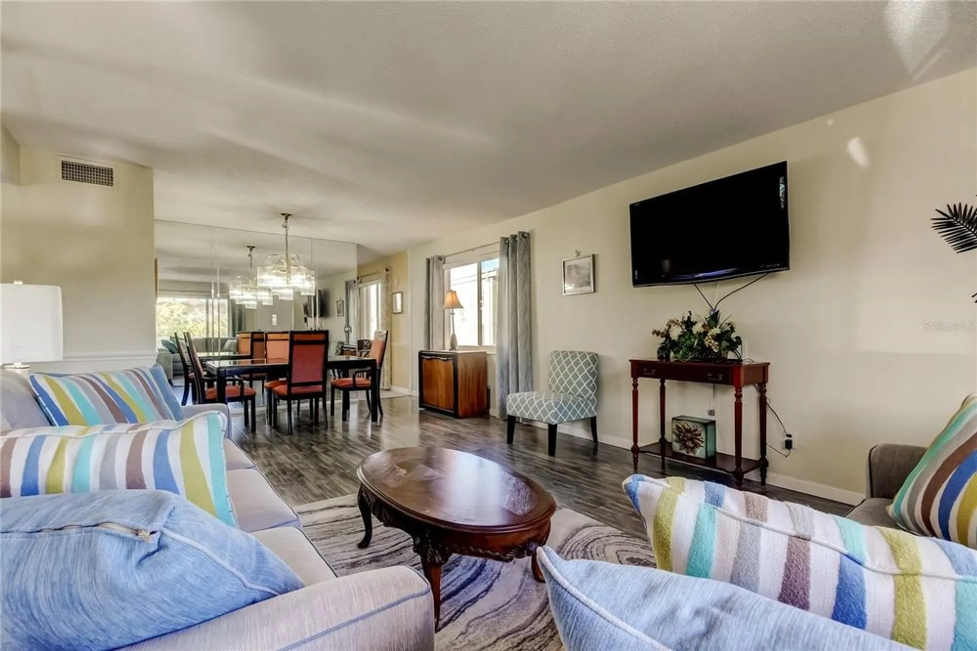 Property Slideshow image 6 of 75 | 2457 ecuadorian way apt 57, Clearwater, FL, 33763