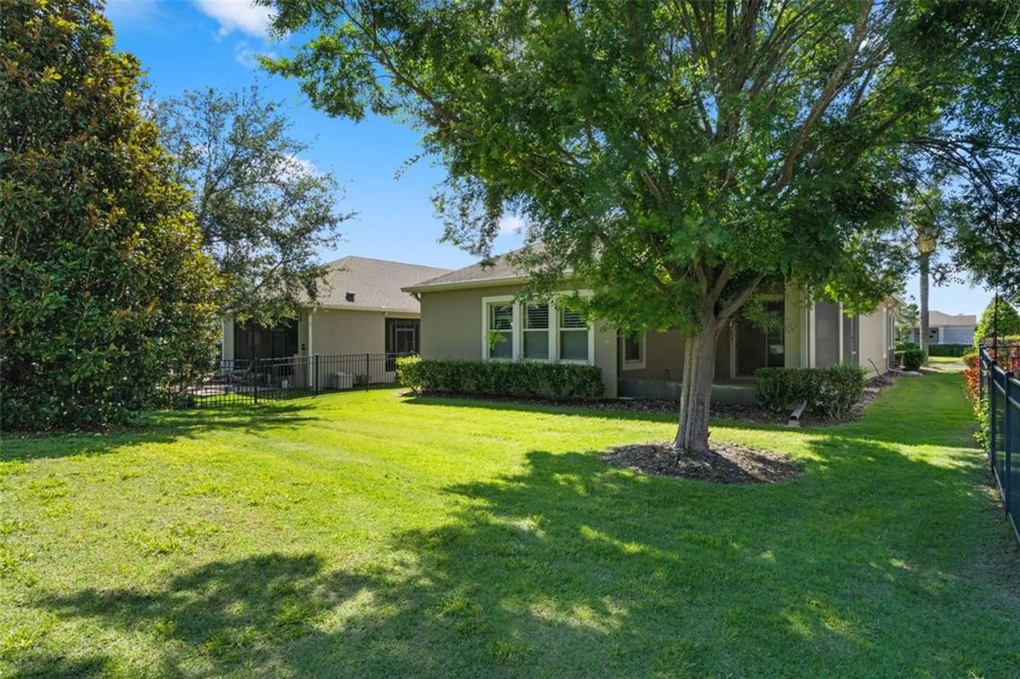 Property Slideshow image 34 of 67 | 2602 stargrass cir, Clermont, FL, 34715