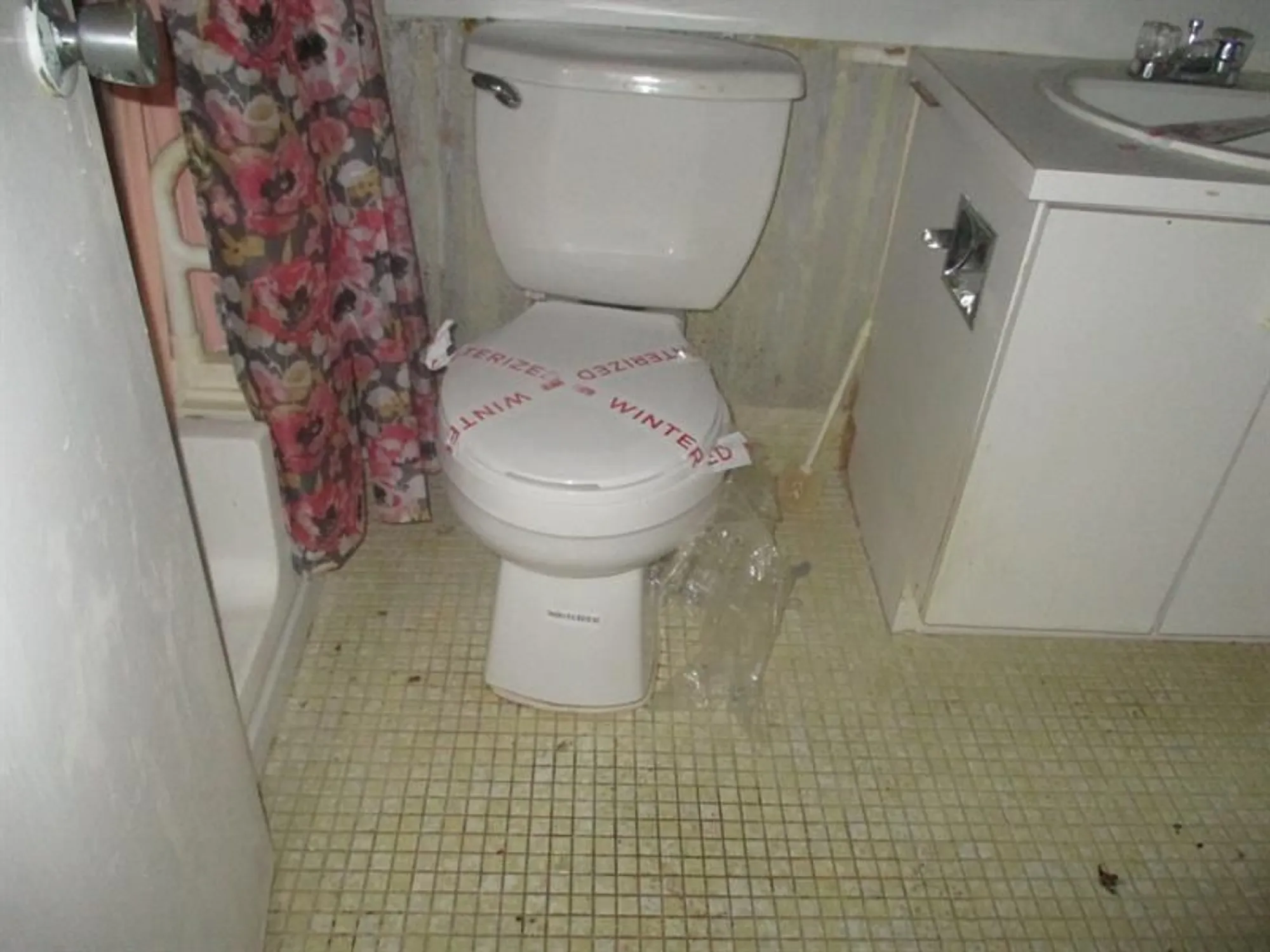 Property Slideshow image 8 of 9 | 427 windsor s # 427, West Palm Beach, FL, 33417