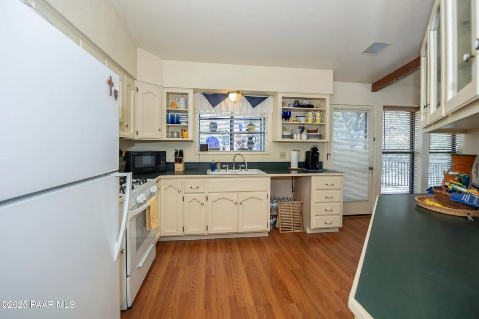 Property Slideshow image 17 of 52 | 636 s bear claw, Prescott, AZ, 86301