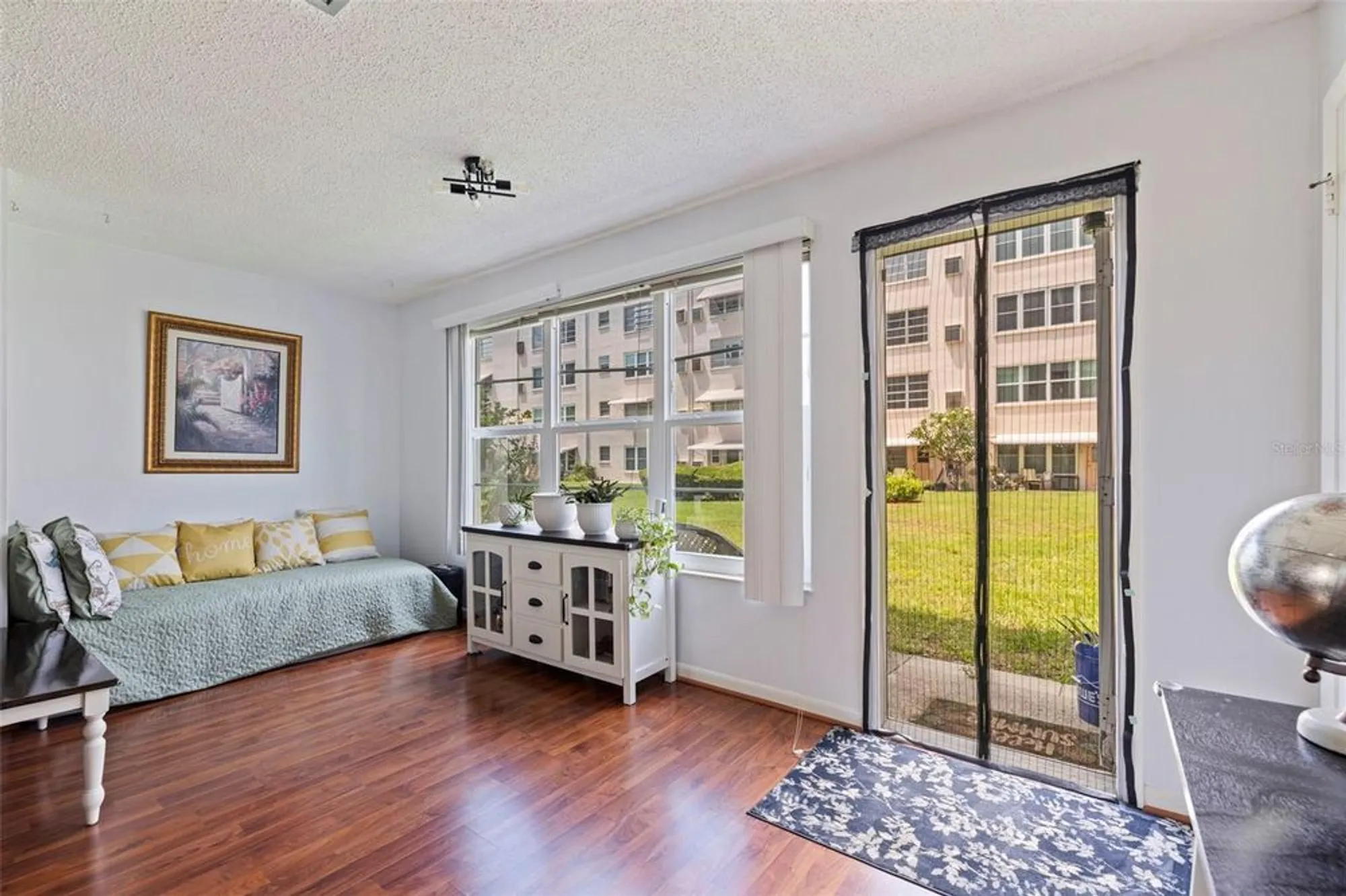 Property Slideshow image 13 of 40 | 5603 80th st n unit 107, Saint Petersburg, FL, 33709