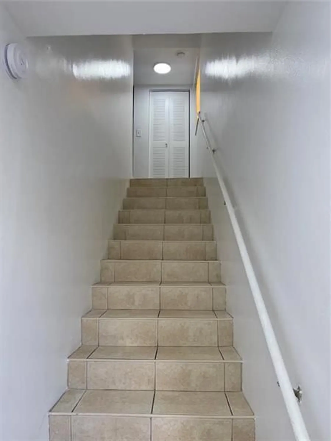 Property Slideshow image 14 of 24 | 7630 westwood dr apt 316, Tamarac, FL, 33321