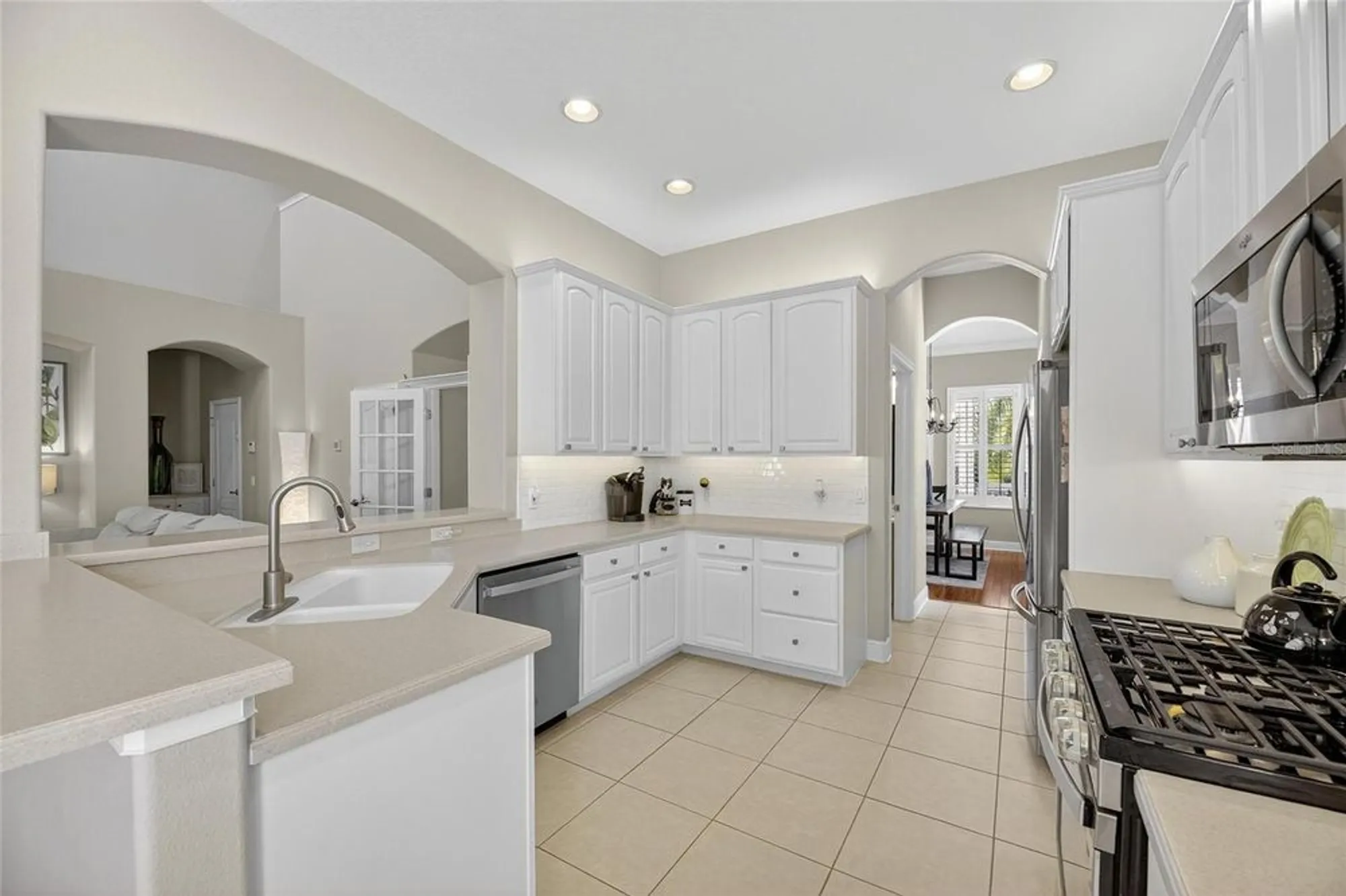 Property Slideshow image 36 of 97 | 413 manns harbor dr, Apollo Beach, FL, 33572
