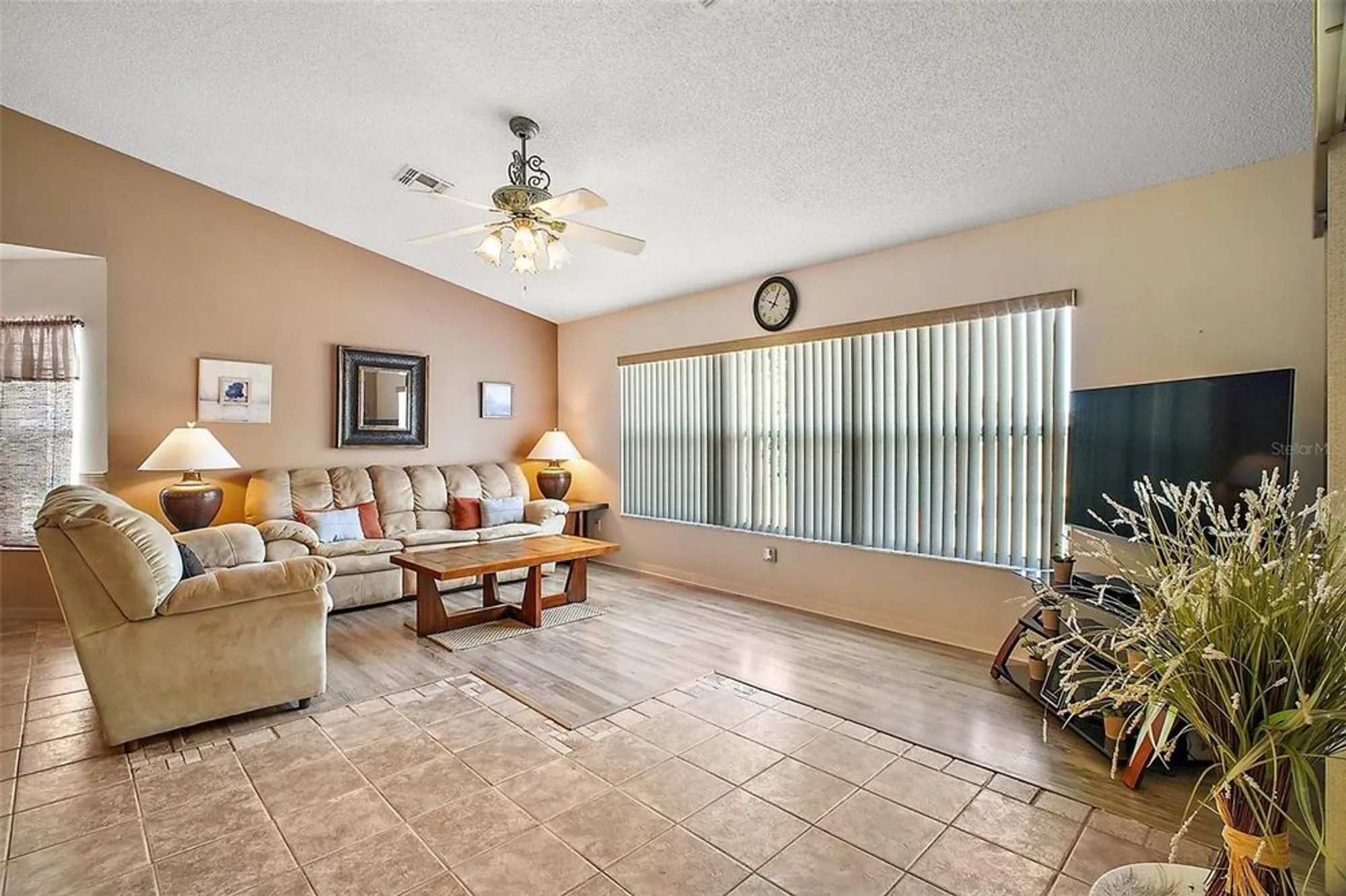 Property Slideshow image 21 of 36 | 25129 riverwalk dr, Leesburg, FL, 34748