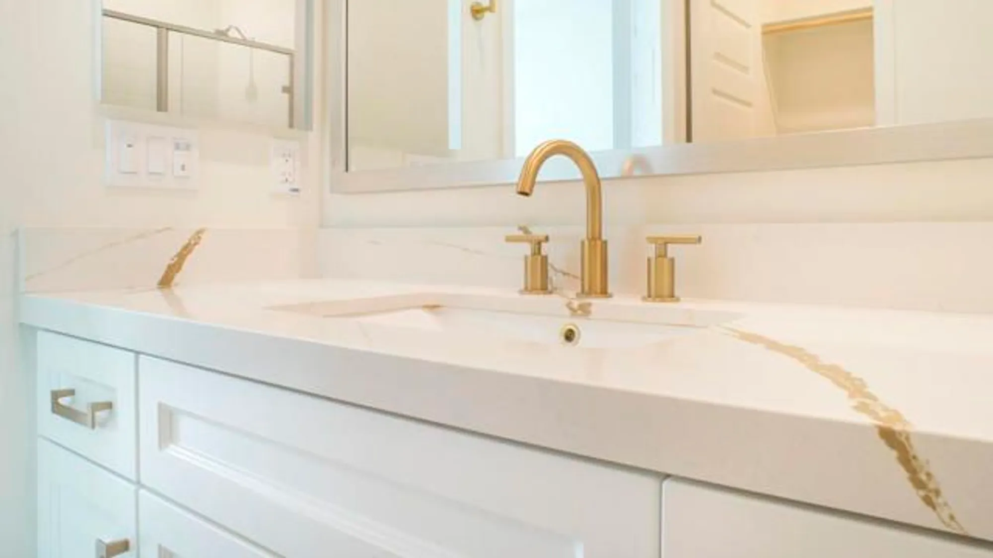 Property Slideshow image 23 of 44 | 82830 logan creek dr, Indio, CA, 92201