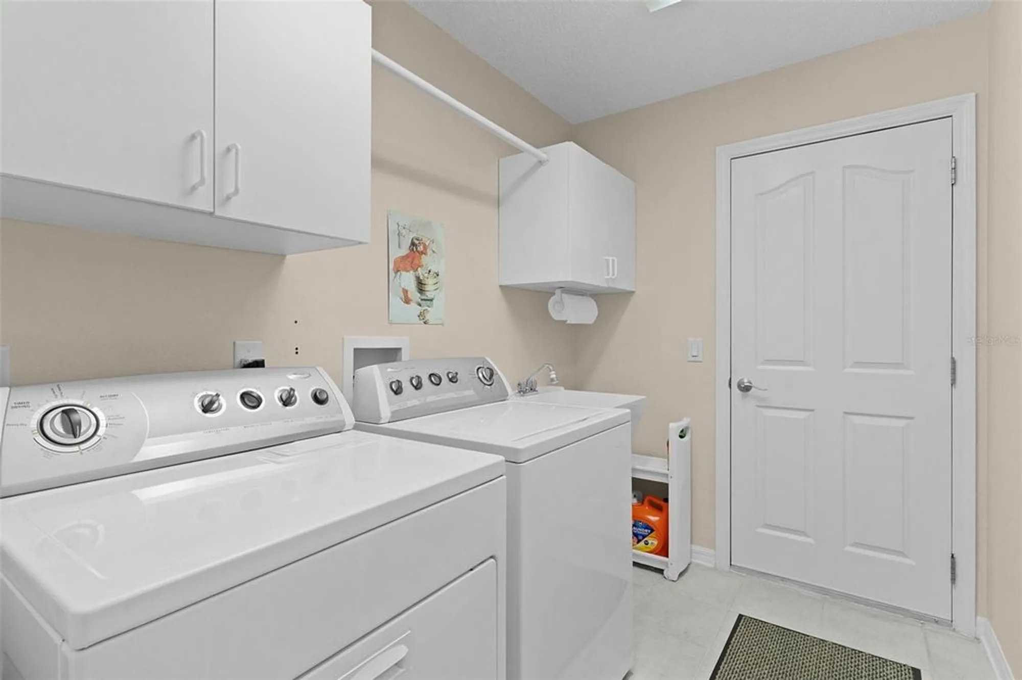 Property Slideshow image 31 of 49 | 2864 manor downs, The Villages, FL, 32162