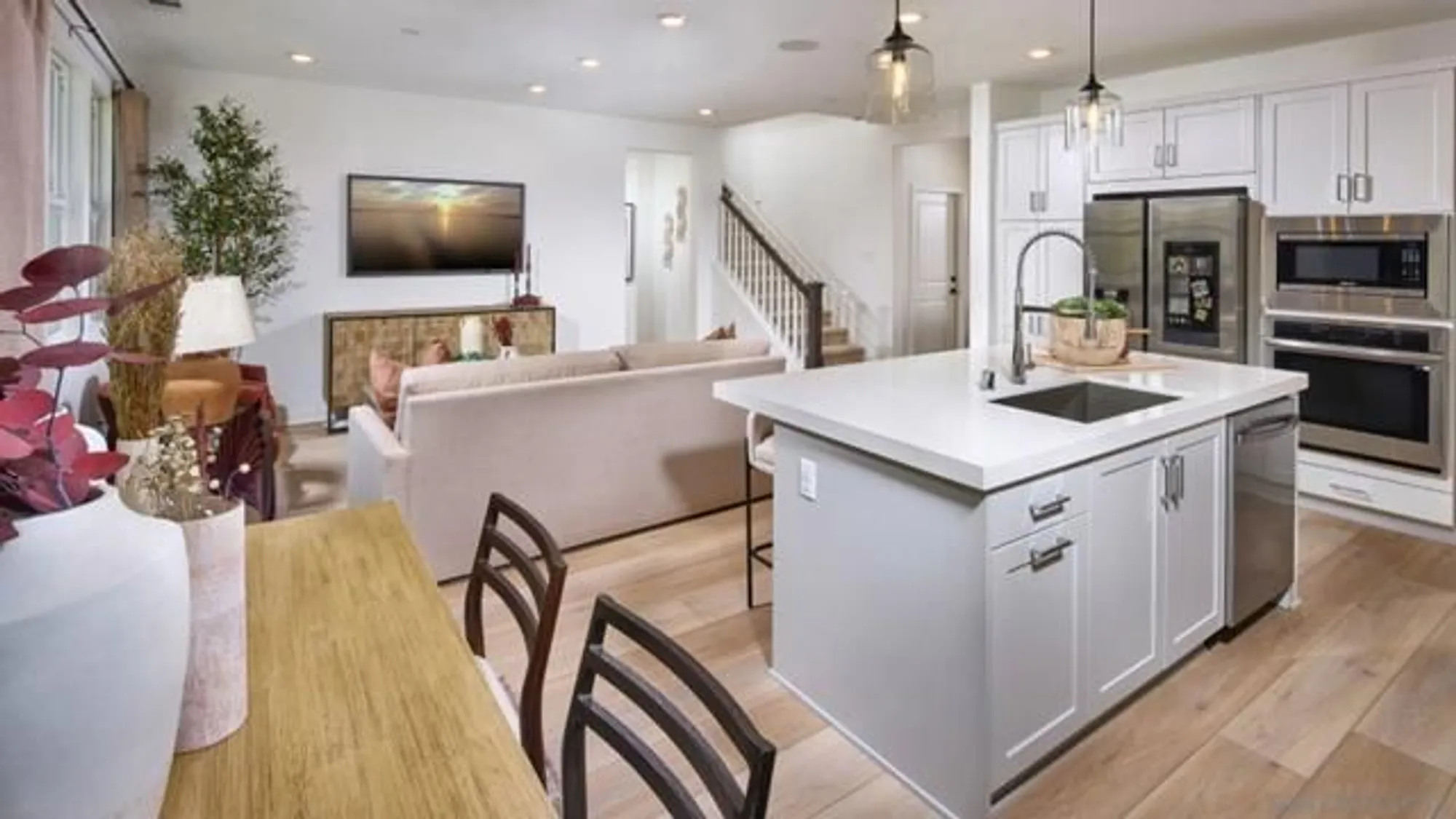 Property Slideshow image 5 of 17 | 12082 gavin way, San Diego, CA, 92129