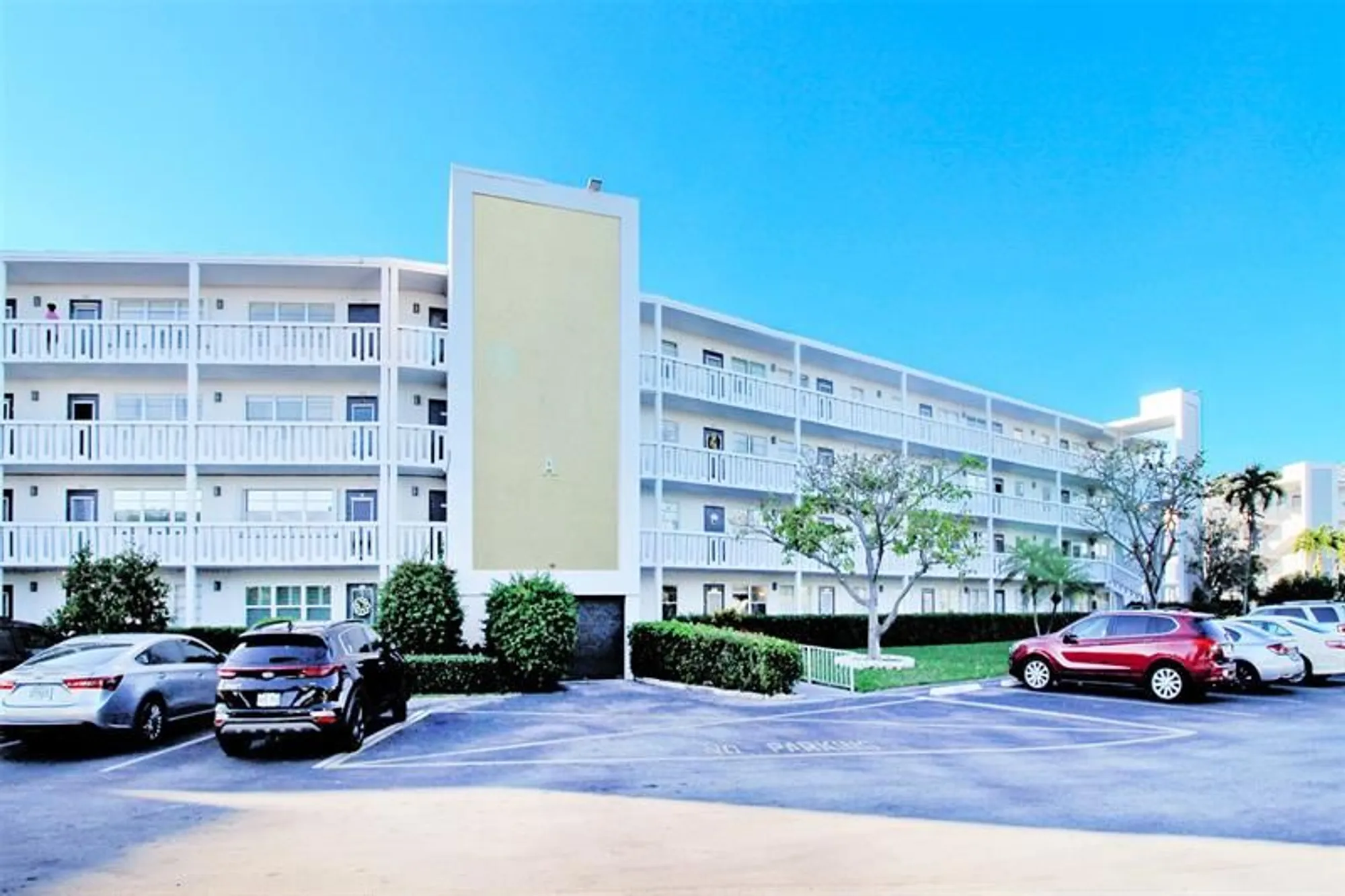 Property Slideshow image 25 of 61 | 4007 ellesmere a # 4007, Deerfield Beach, FL, 33442