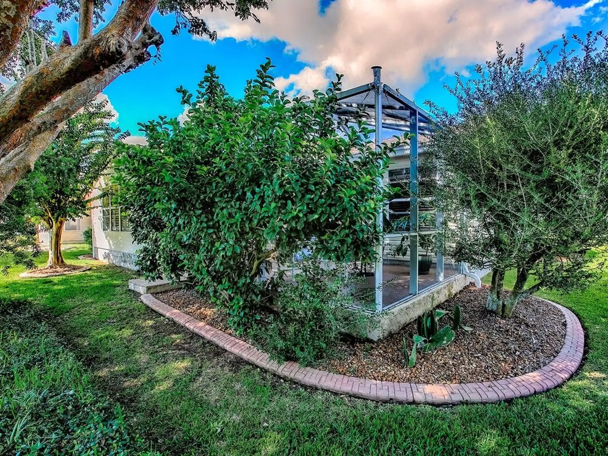 Property Slideshow image 34 of 38 | 16899 se 96th chapelwood cir, The Villages, FL, 32162