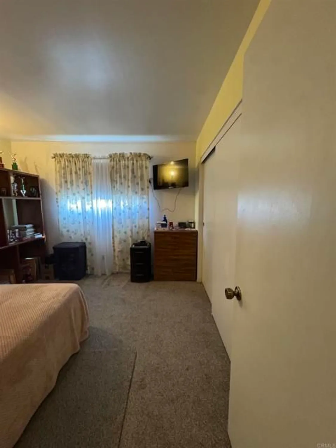 Property Slideshow image 22 of 24 | 2219 el toro cir, Hemet, CA, 92545