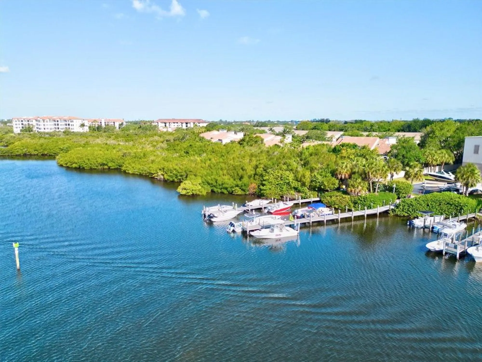 Property Slideshow image 50 of 69 | 1447 landings cir # 68, Sarasota, FL, 34231