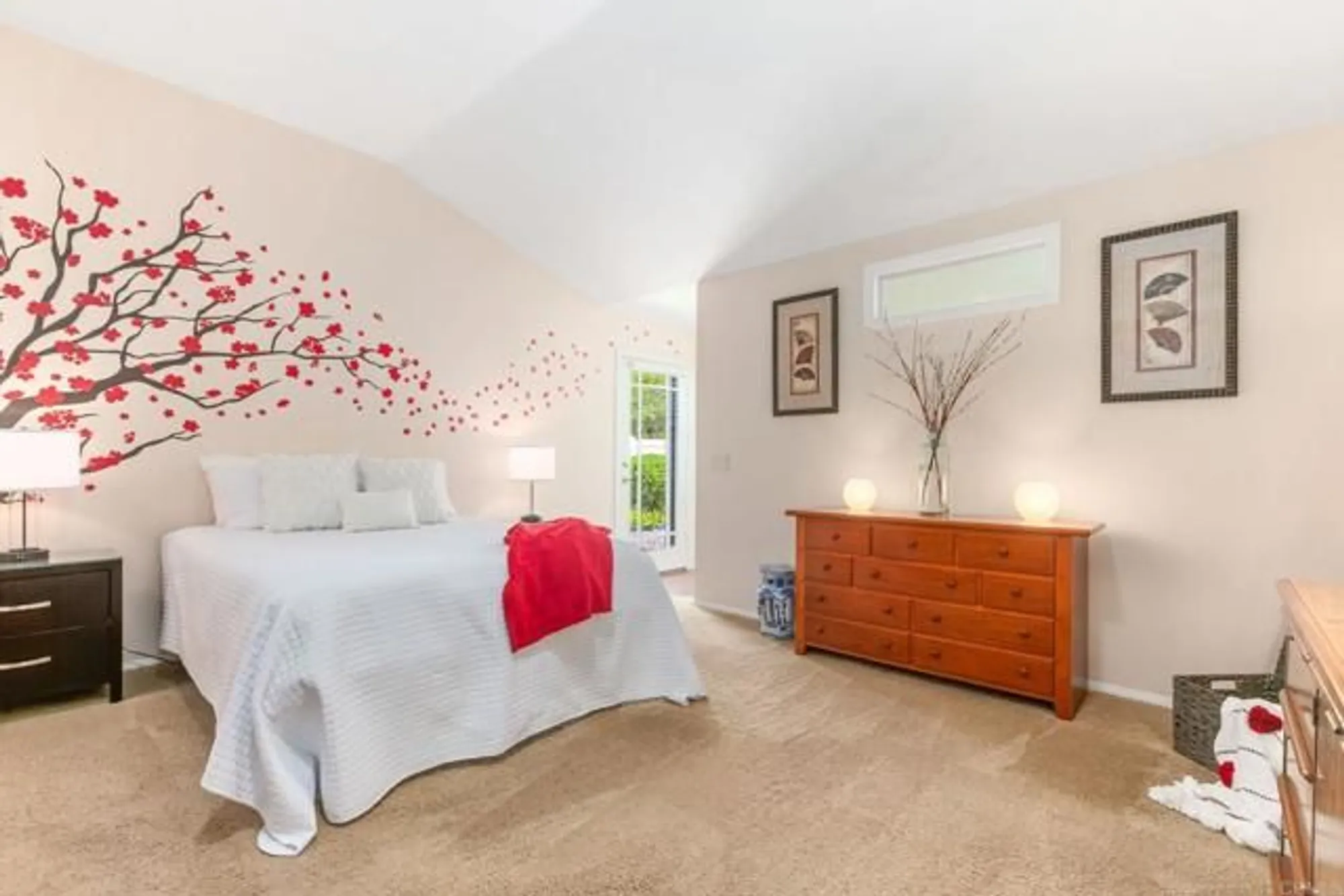 Property Slideshow image 16 of 33 | 1911 la subida way, San Marcos, CA, 92078