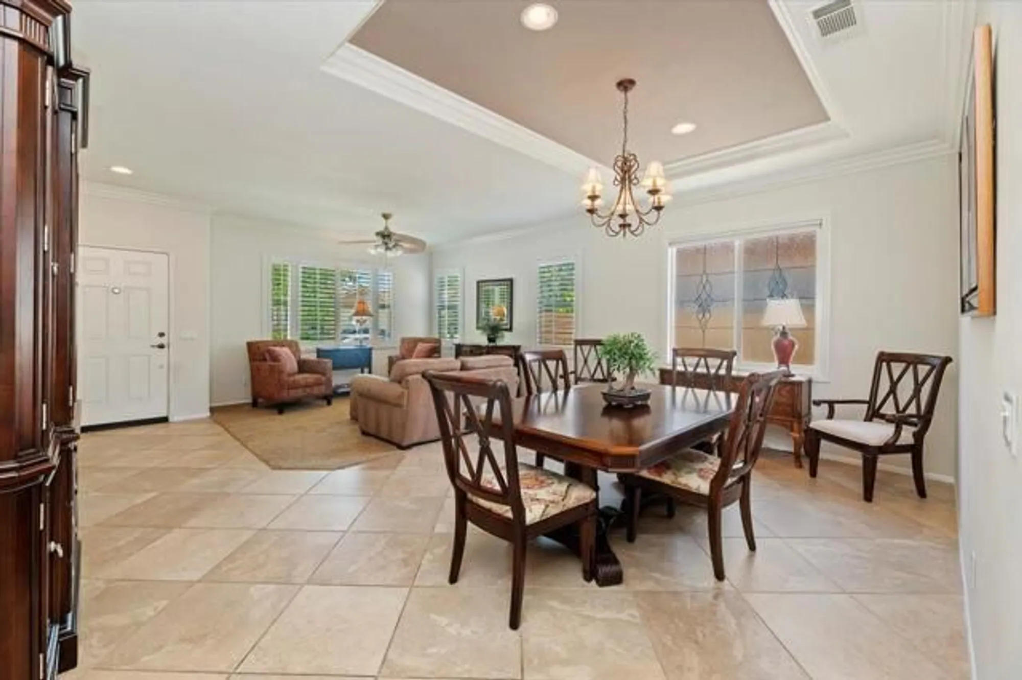 Property Slideshow image 13 of 37 | 28026 crystal spring dr, Menifee, CA, 92584