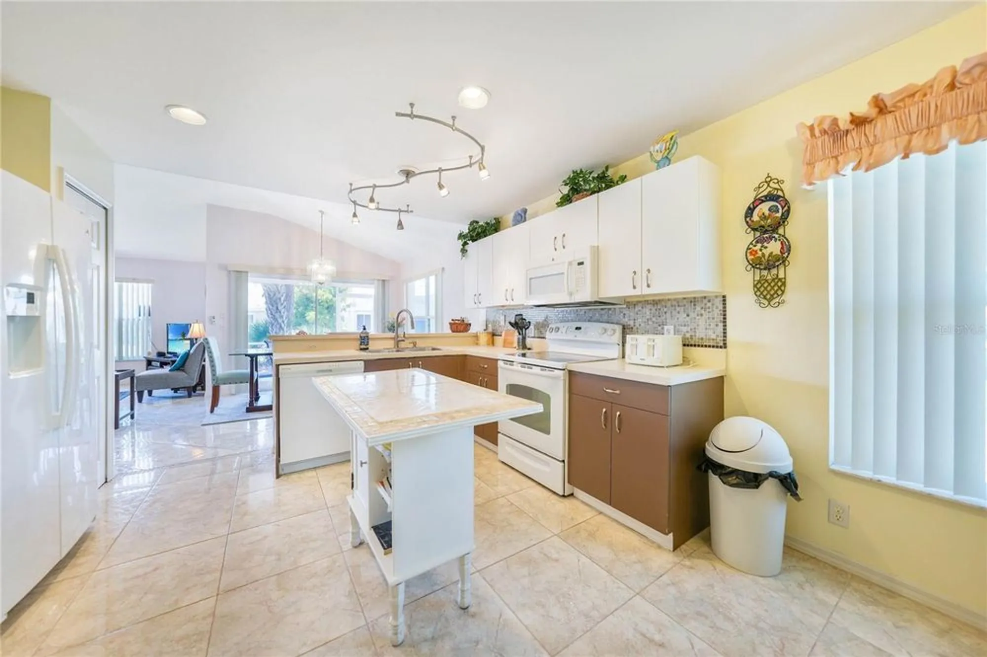 Property Slideshow image 20 of 51 | 1410 islamorada blvd, Punta Gorda, FL, 33955