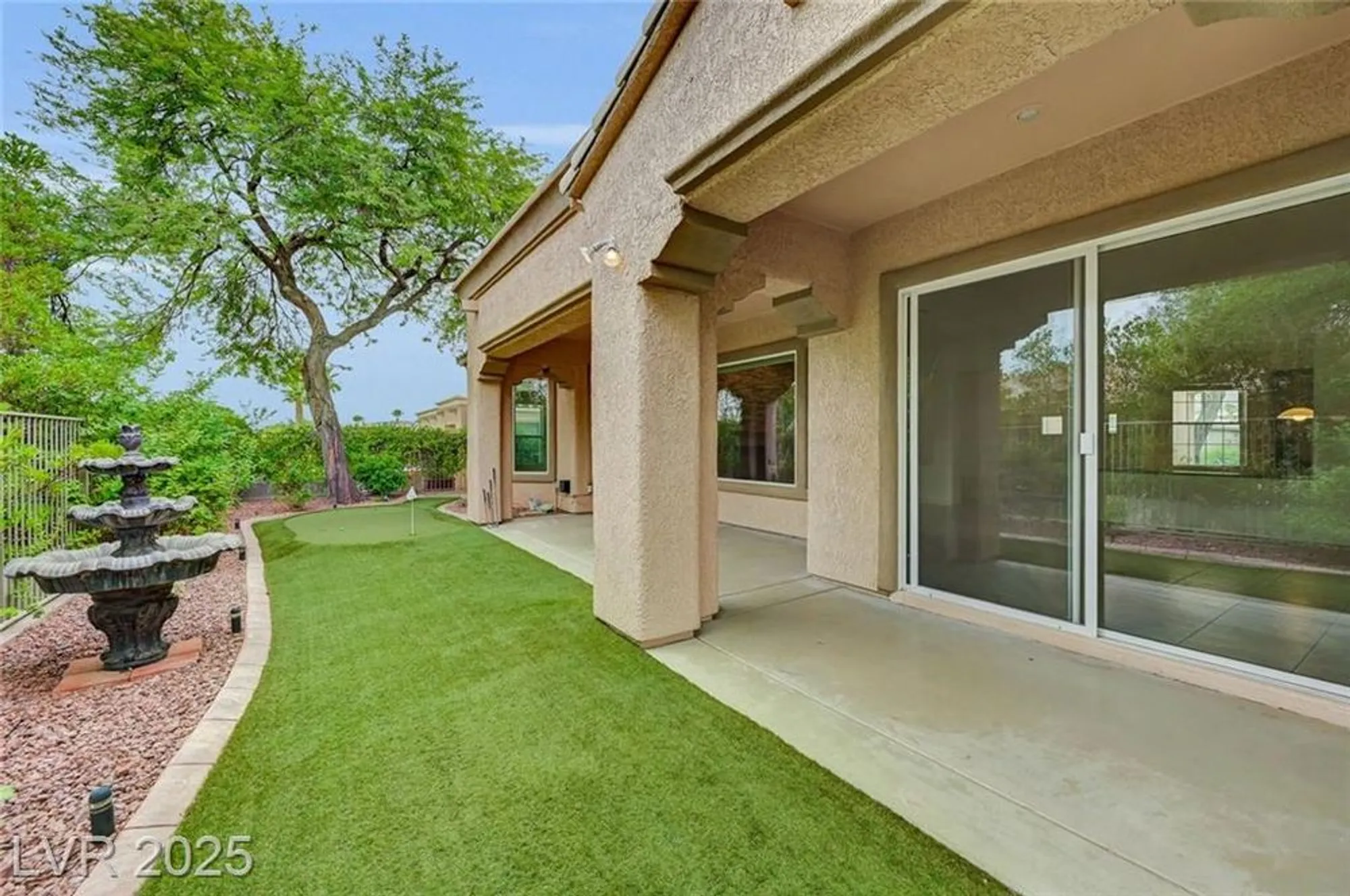 Property Slideshow image 42 of 61 | 4636 riva de romanza st, Las Vegas, NV, 89135