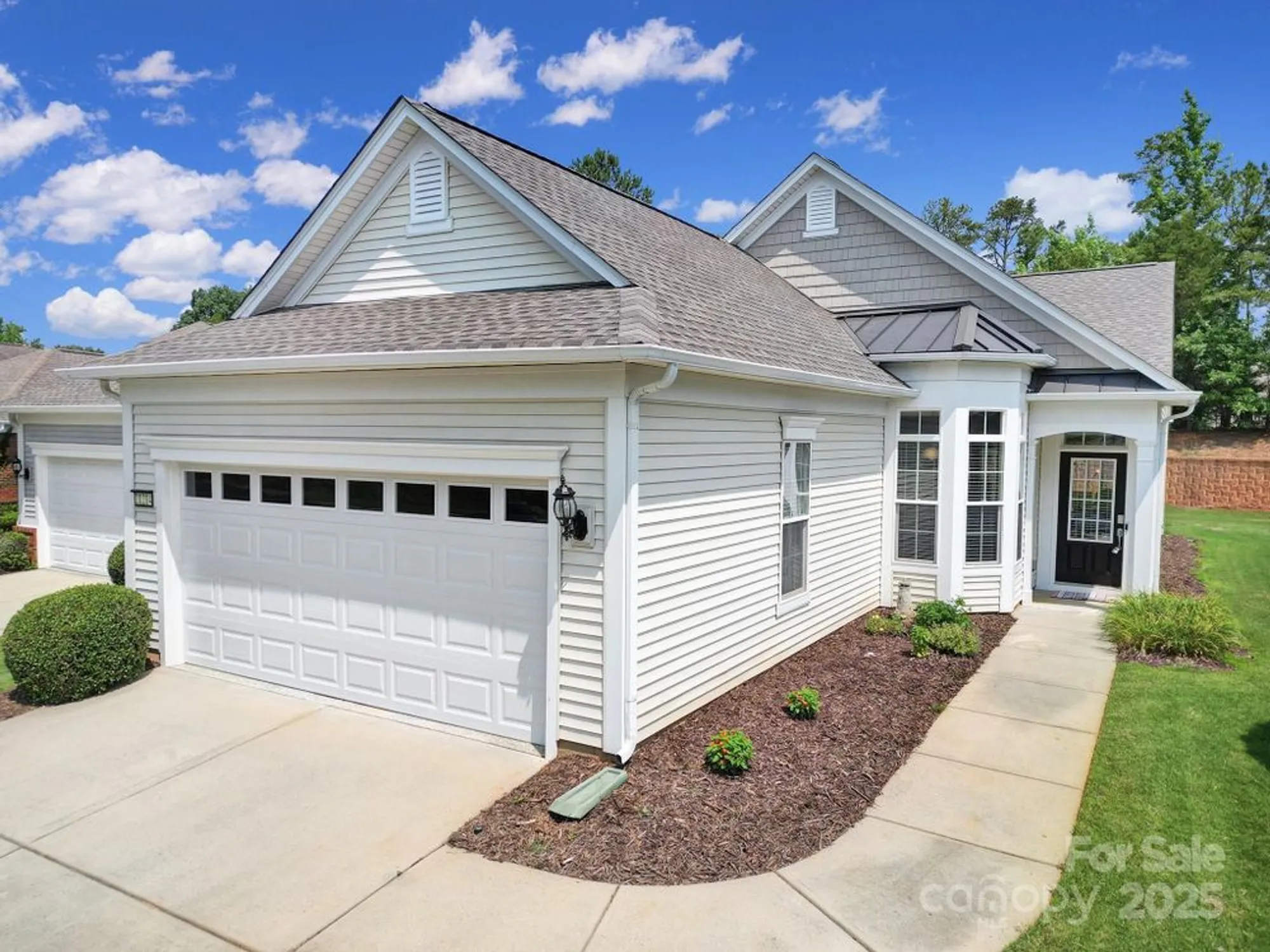 Property Slideshow image 2 of 43 | 21214 w tern ct, Fort Mill, SC, 29707