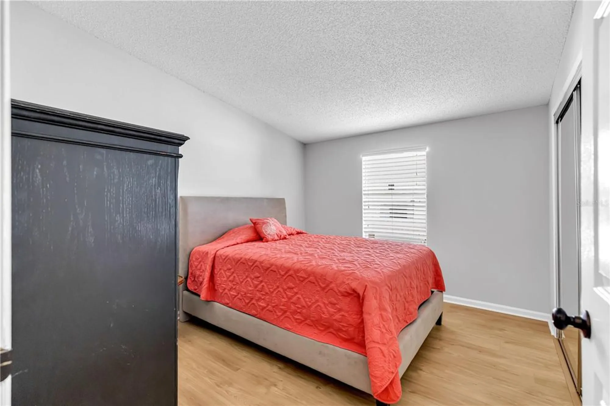 Property Slideshow image 19 of 41 | 1514 e schwartz blvd, Lady Lake, FL, 32159