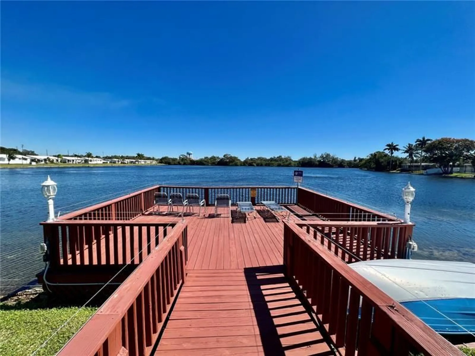 Property Slideshow image 34 of 49 | 2300 park ln 311, Hollywood, FL, 33021
