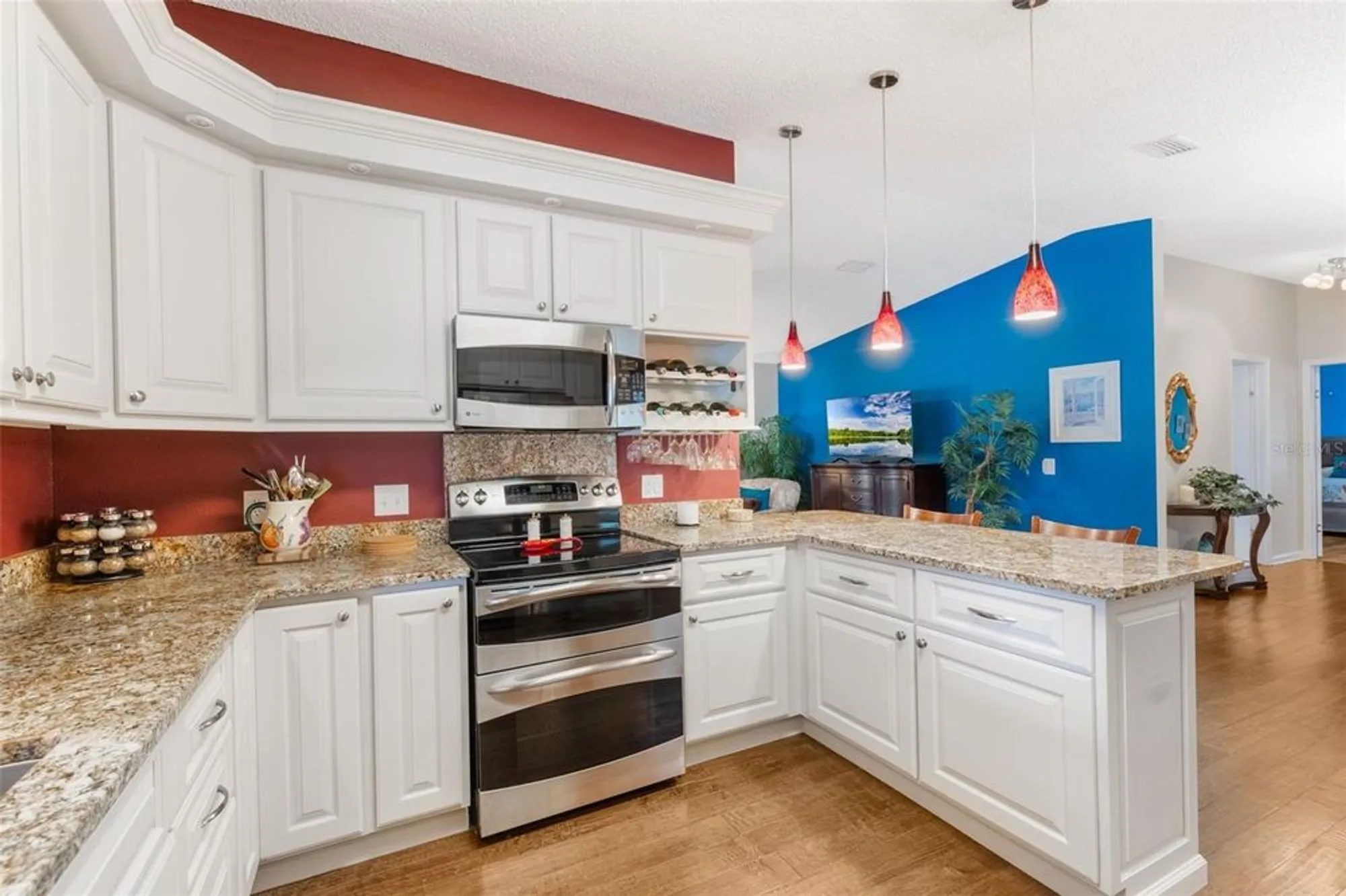 Property Slideshow image 11 of 20 | 704 bolivar st, The Villages, FL, 32159