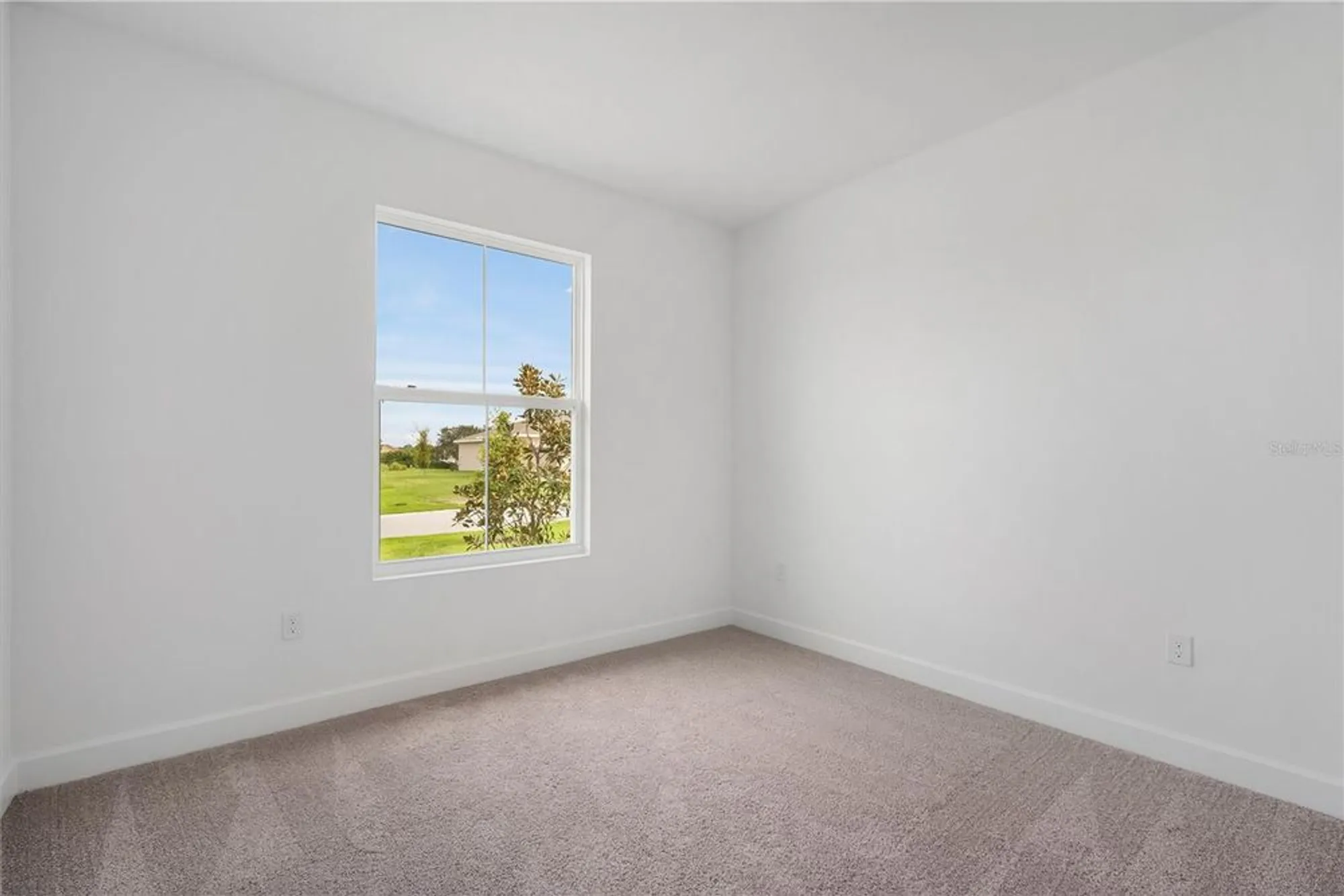 Property Slideshow image 8 of 45 | 9195 players dr, Weeki Wachee, FL, 34613