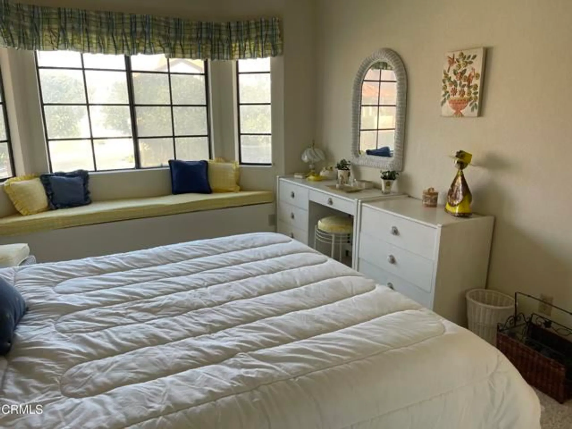 Property Slideshow image 29 of 75 | 2240 cannes sq, Oxnard, CA, 93035